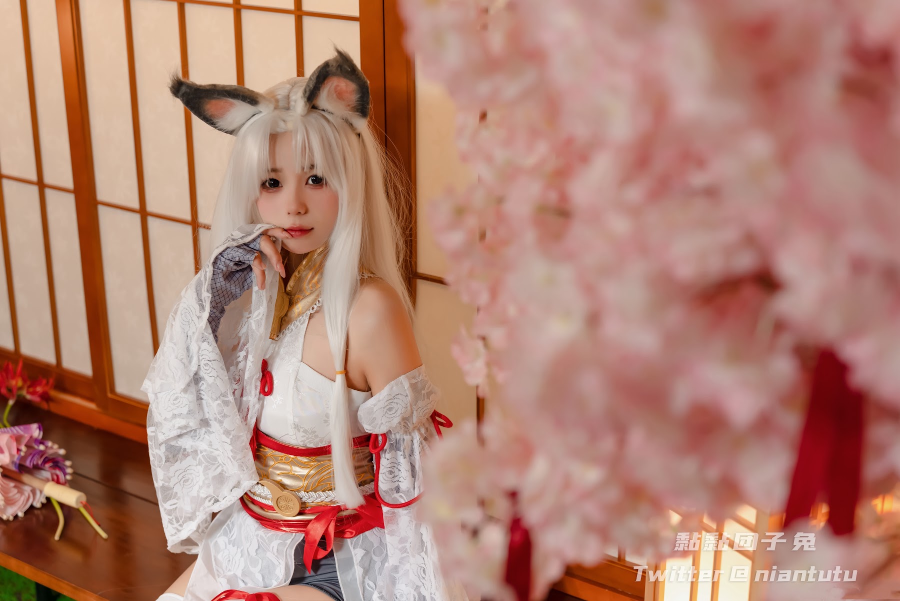 Coser@黏黏团子兔 – 白丝胡桃 - P3