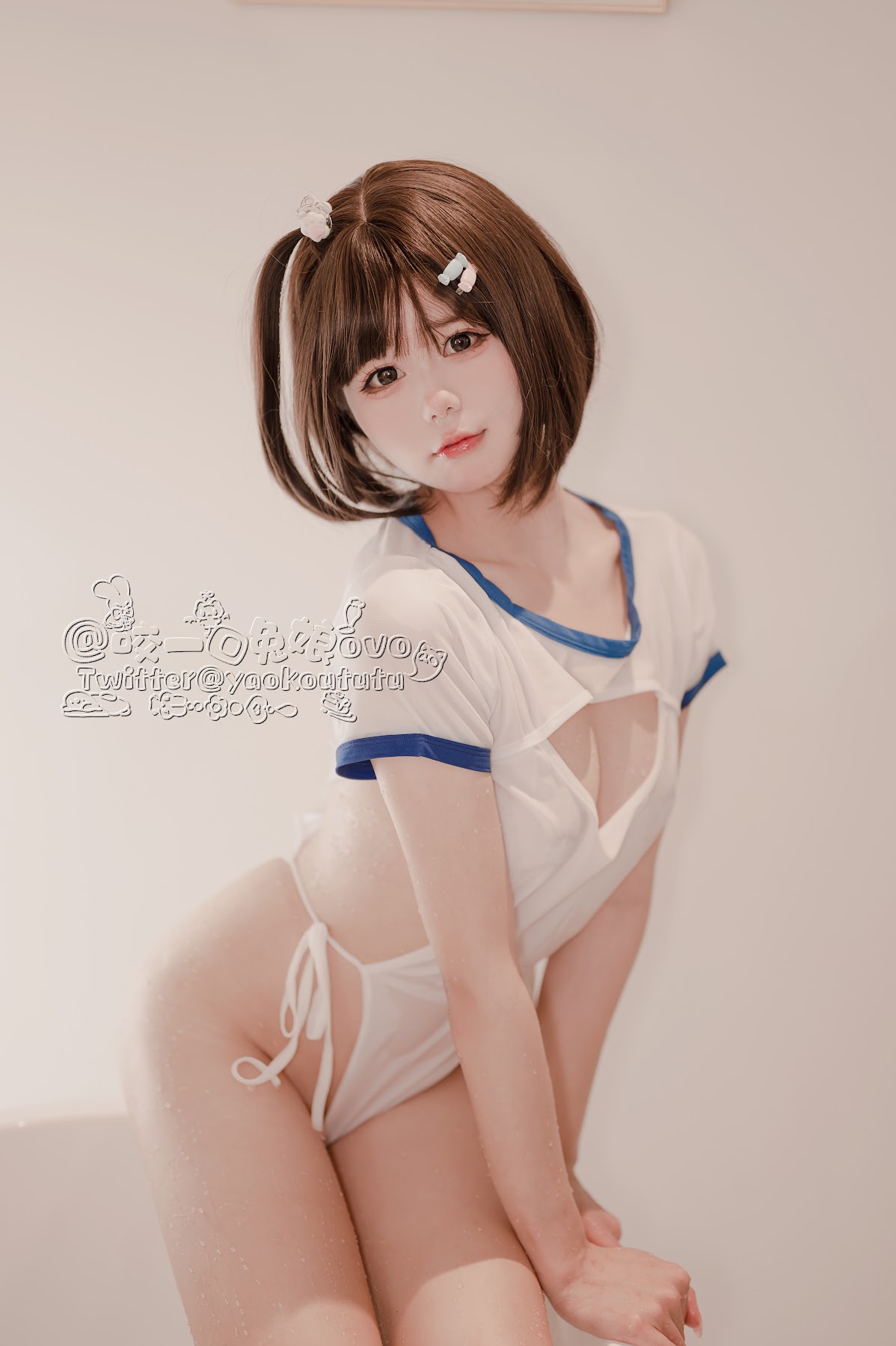 Coser@黏黏团子兔 – 纯白欲缸 - P41