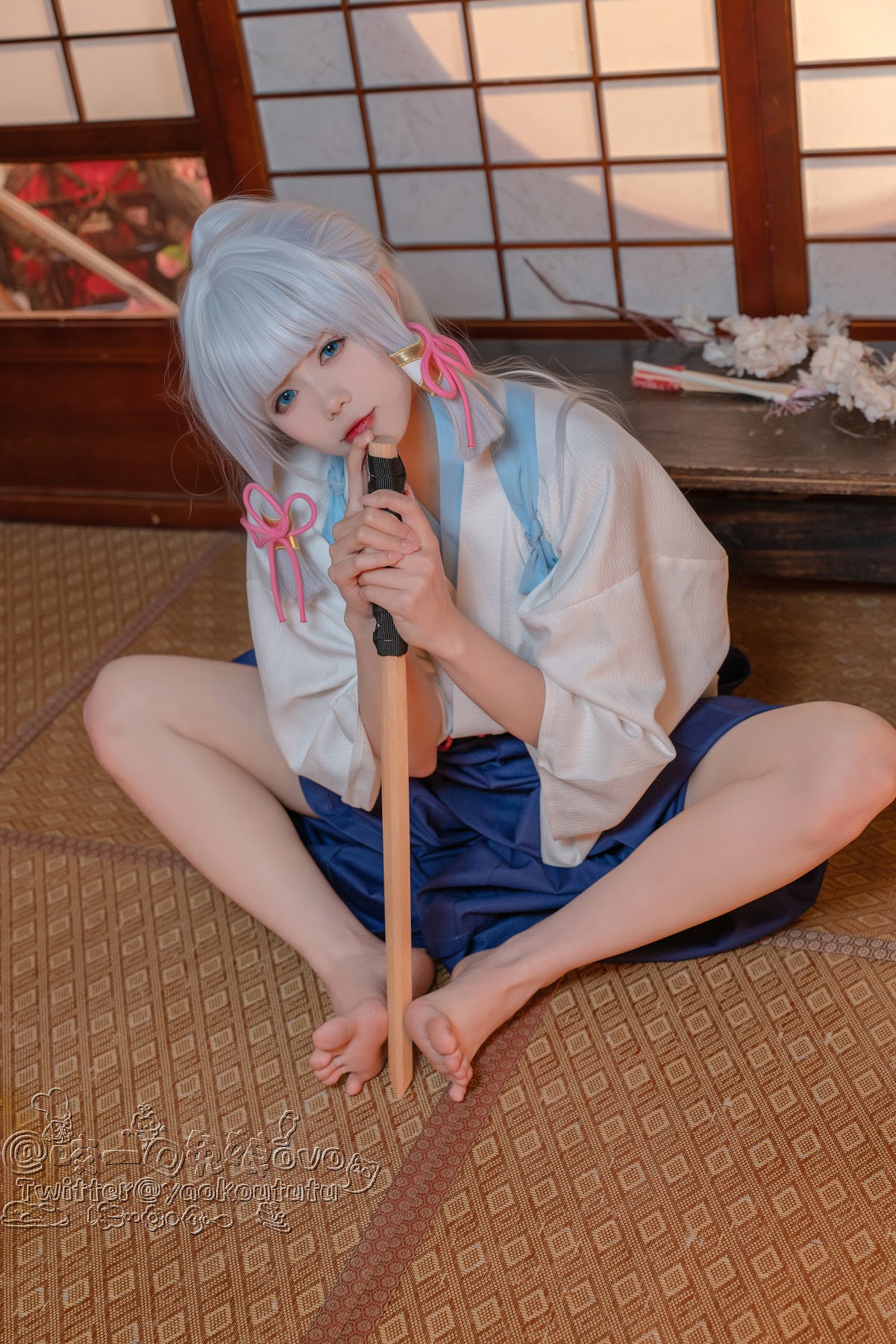 Coser@黏黏团子兔 – 绫华的小憩 - P10