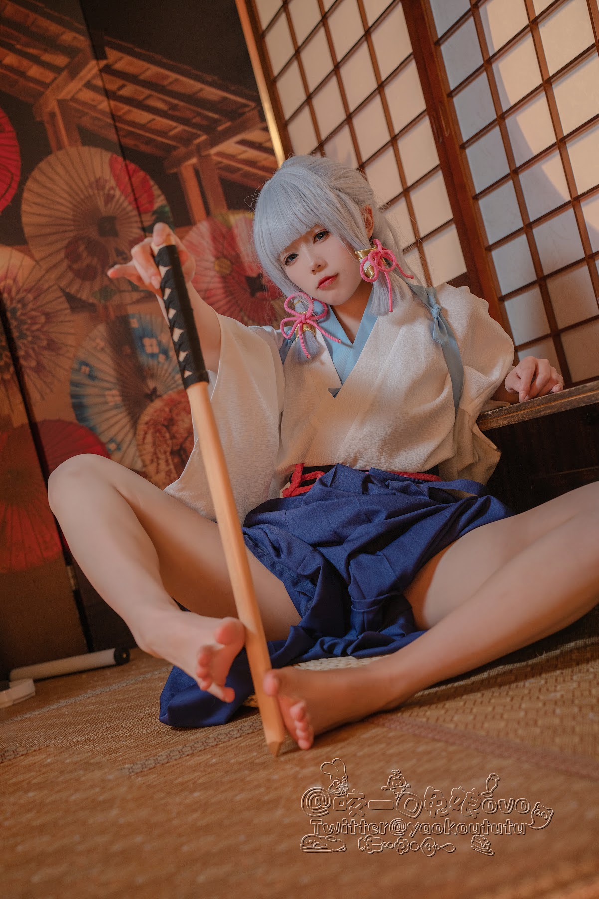 Coser@黏黏团子兔 – 绫华的小憩 - P15