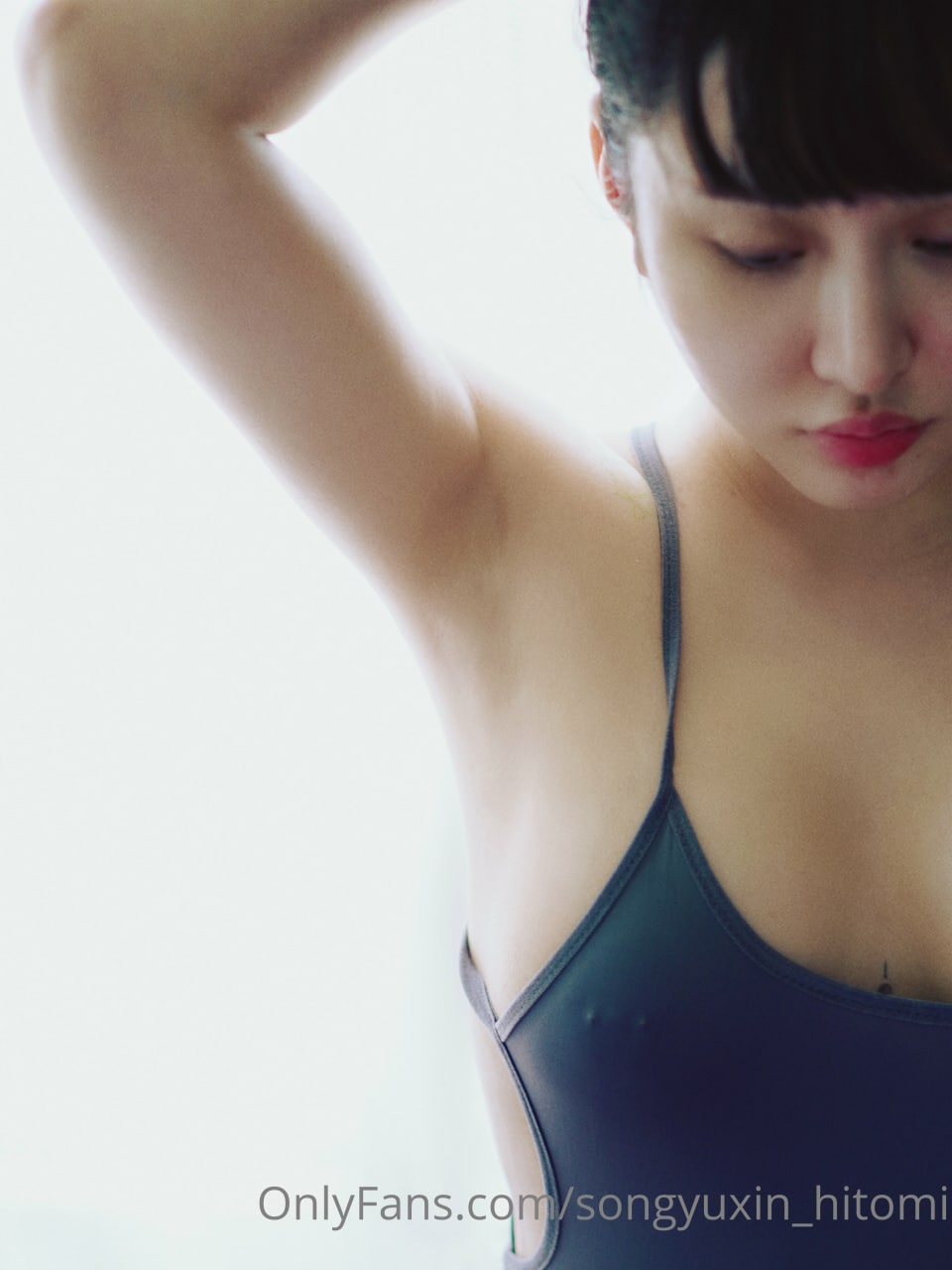 宋昱欣Hitomi – OF私拍 童颜巨臀网红脸A4腰 - P141