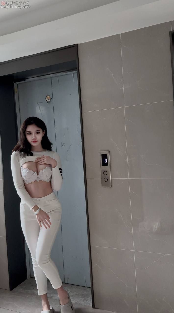 巨樱 – 巨乳健身模特 25年7月最新福利 - P192