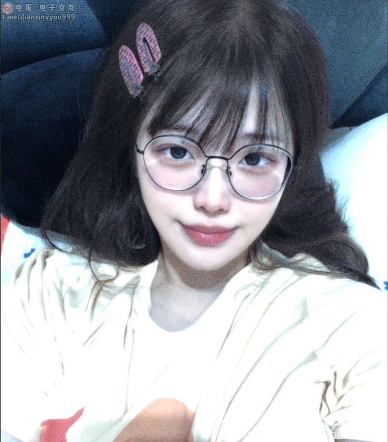 yunalu5211 – 自购高价门槛 台湾最强豪乳福利姬 高颜涩涩写真 - P120