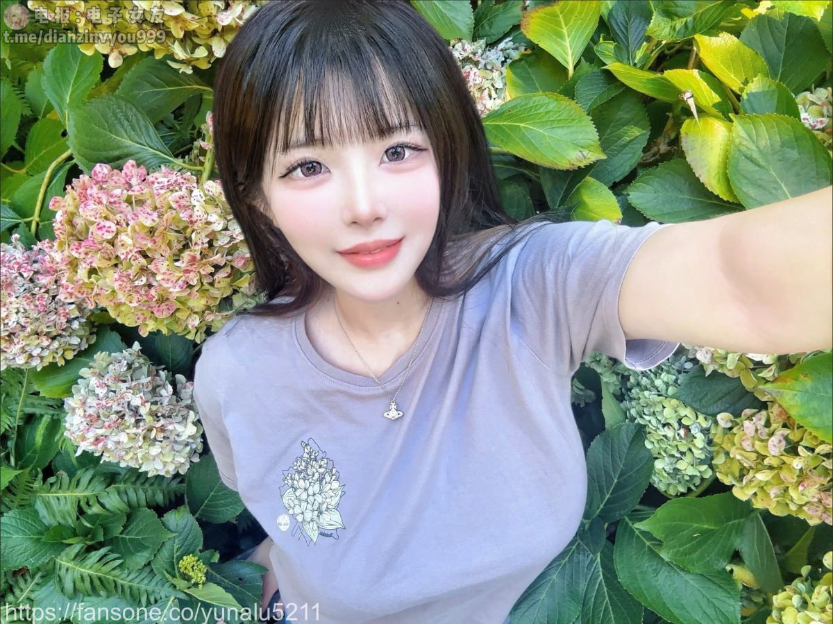 yunalu5211 – 自购高价门槛 台湾最强豪乳福利姬 高颜涩涩写真 - P34