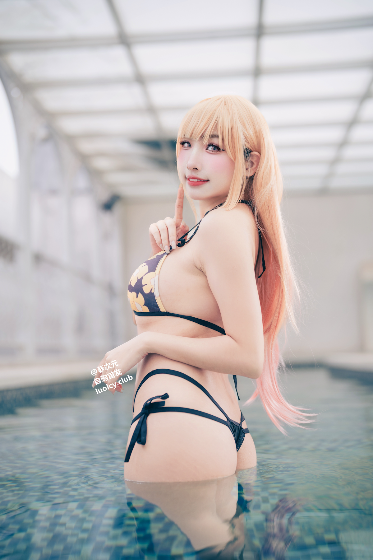 Coser@慕慕Momo – Marin 海夢 – Ver.泳裝 - P1