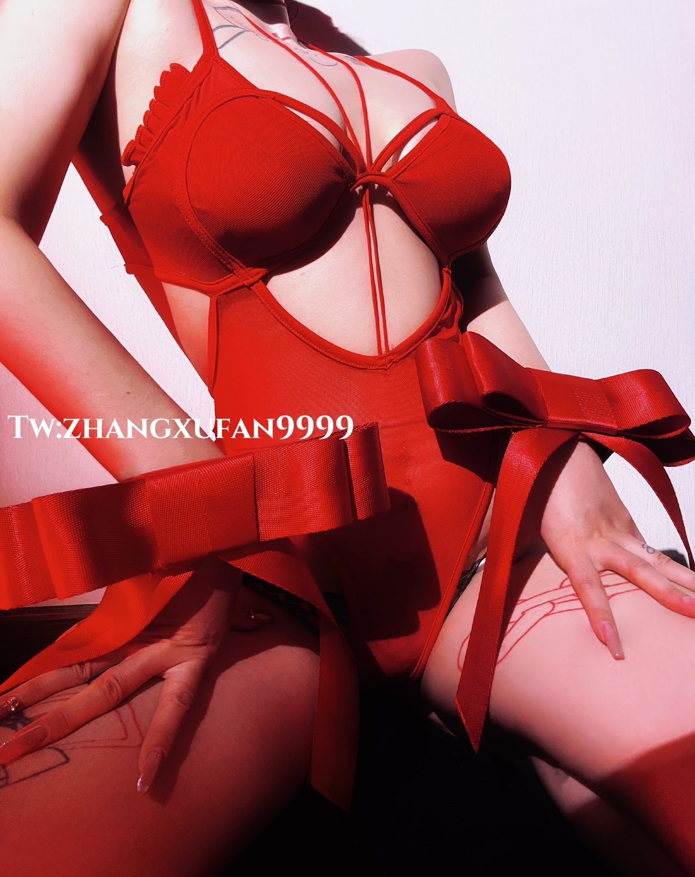 Zhangxufan8888 – 超级巨臀爆乳女M尤物 万里挑一巨乳世纪美臀 - P3