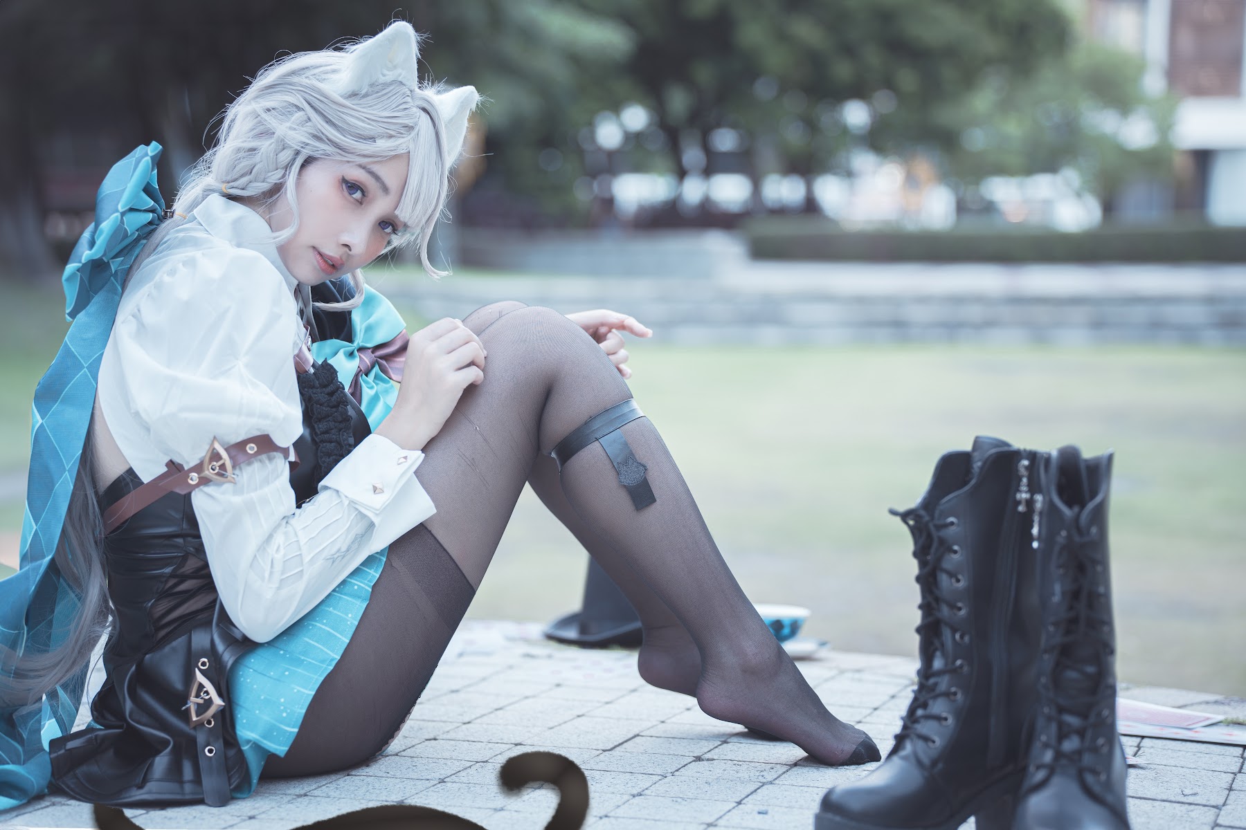 Coser@慕慕Momo – 原神 Genshin 琳妮特的色情魔術 室外 - P1