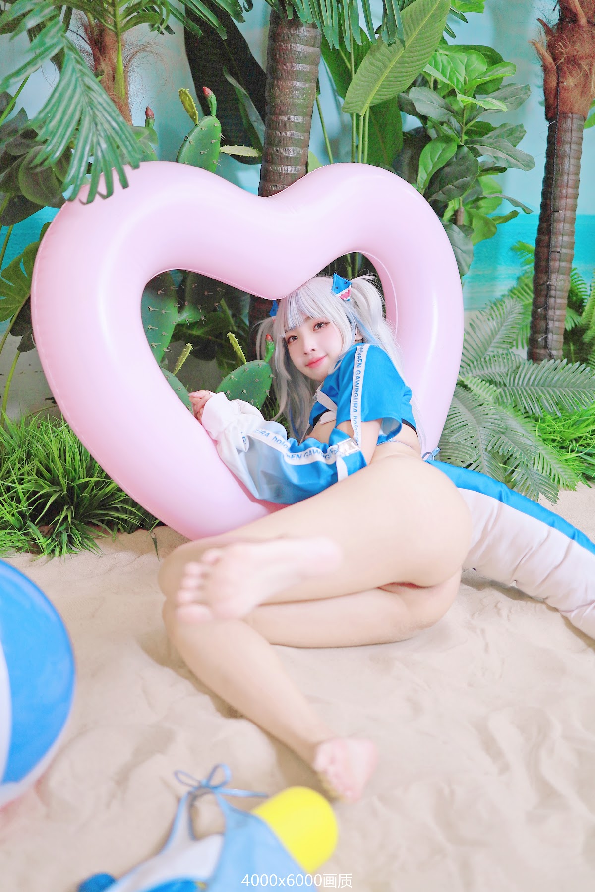 Coser@慕慕Momo – 鲨鱼制服 Gura - P1