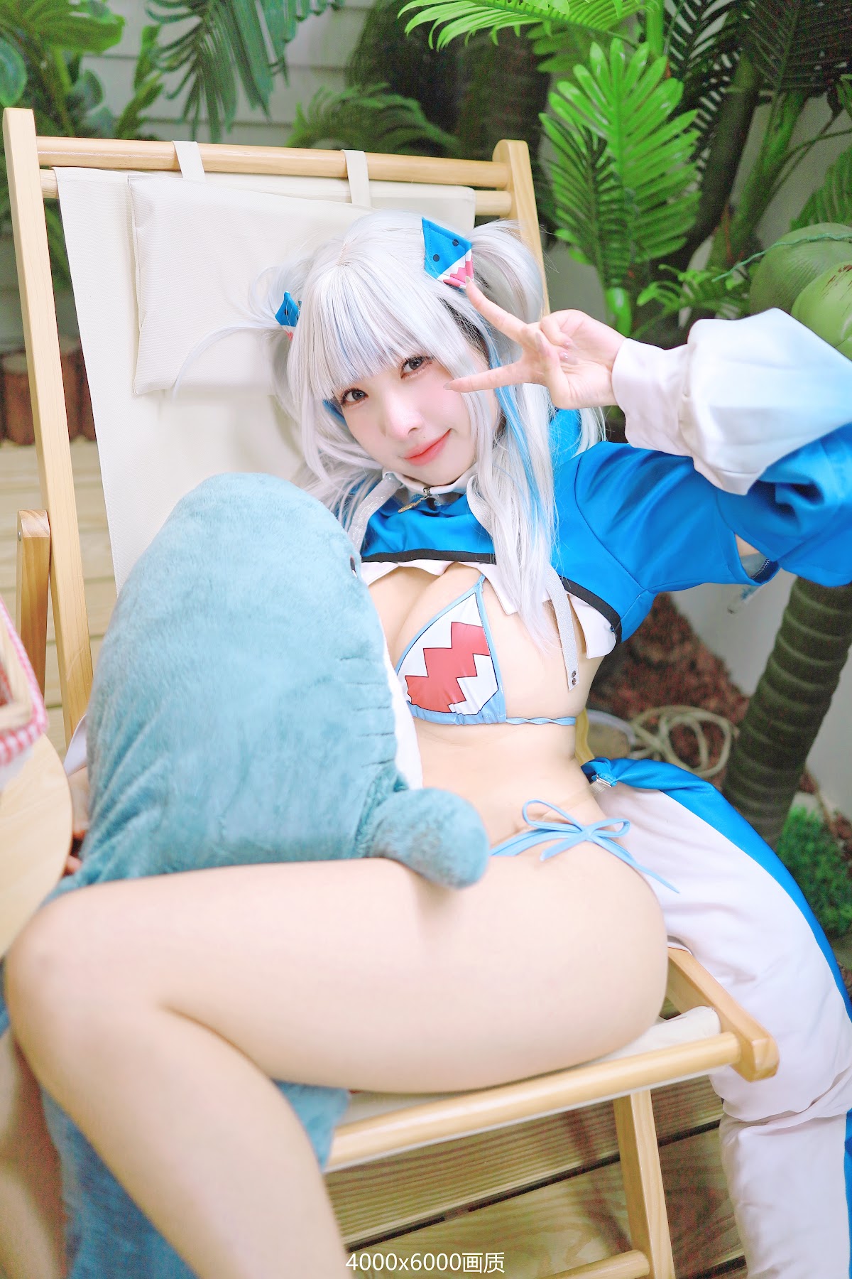 Coser@慕慕Momo – 鲨鱼制服 Gura - P3