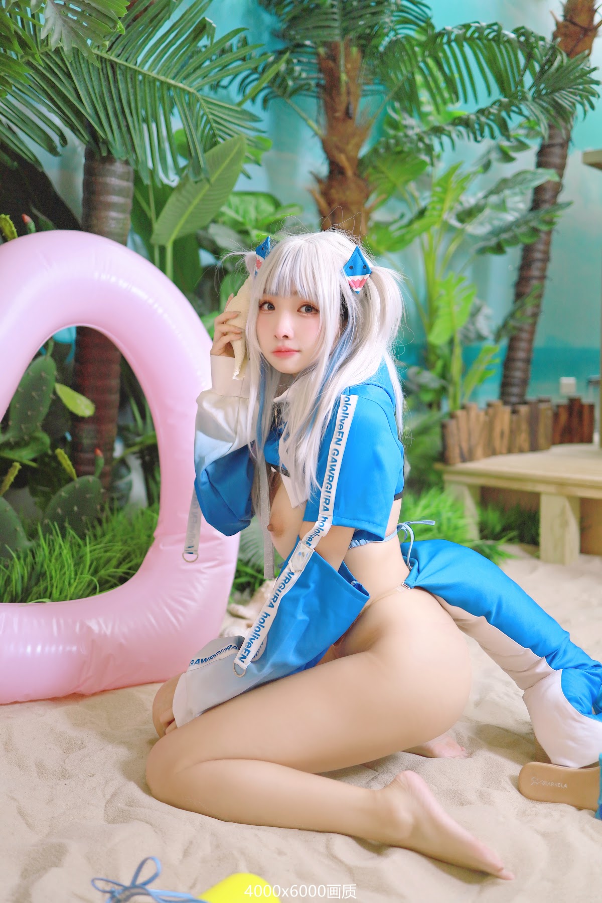 Coser@慕慕Momo – 鲨鱼制服 Gura - P51