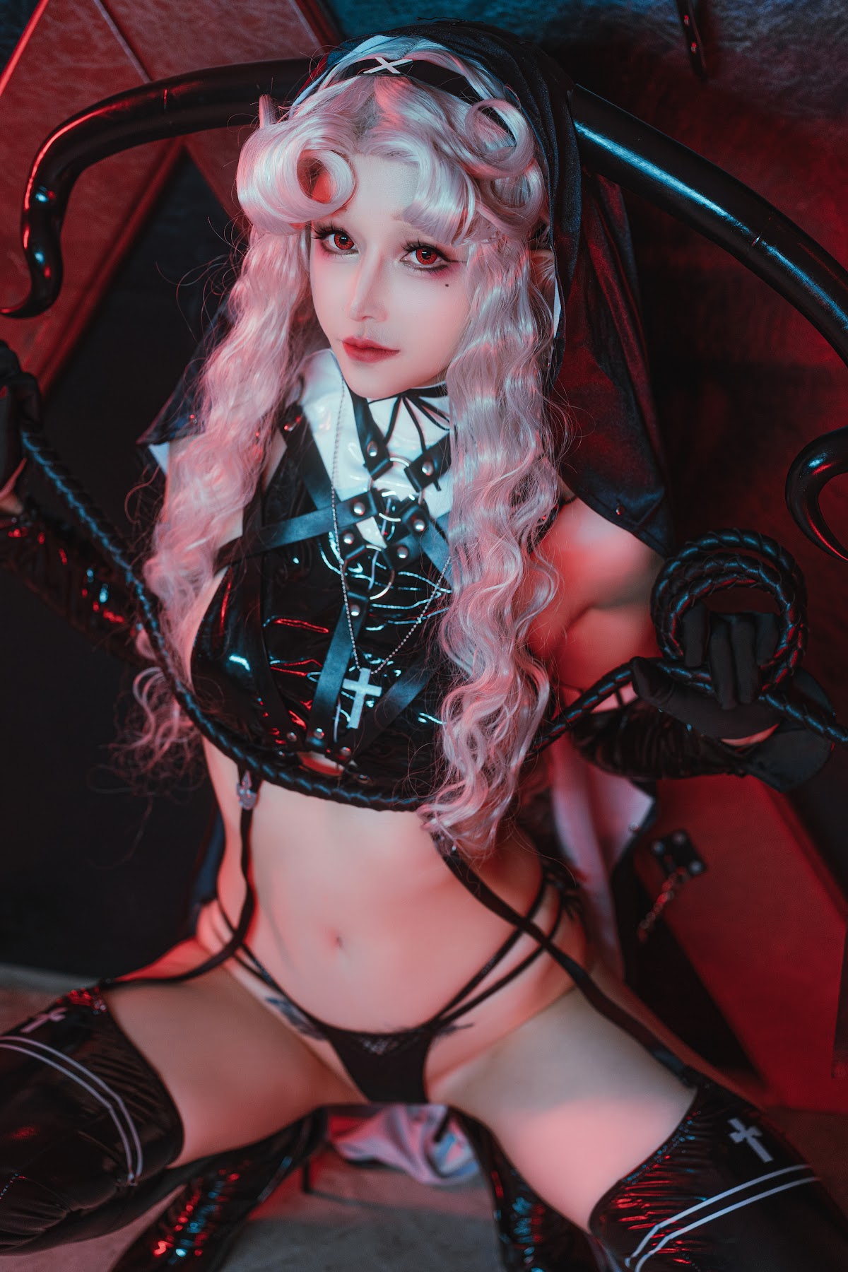 Coser@鹿八岁 – 修女审判日 - P4