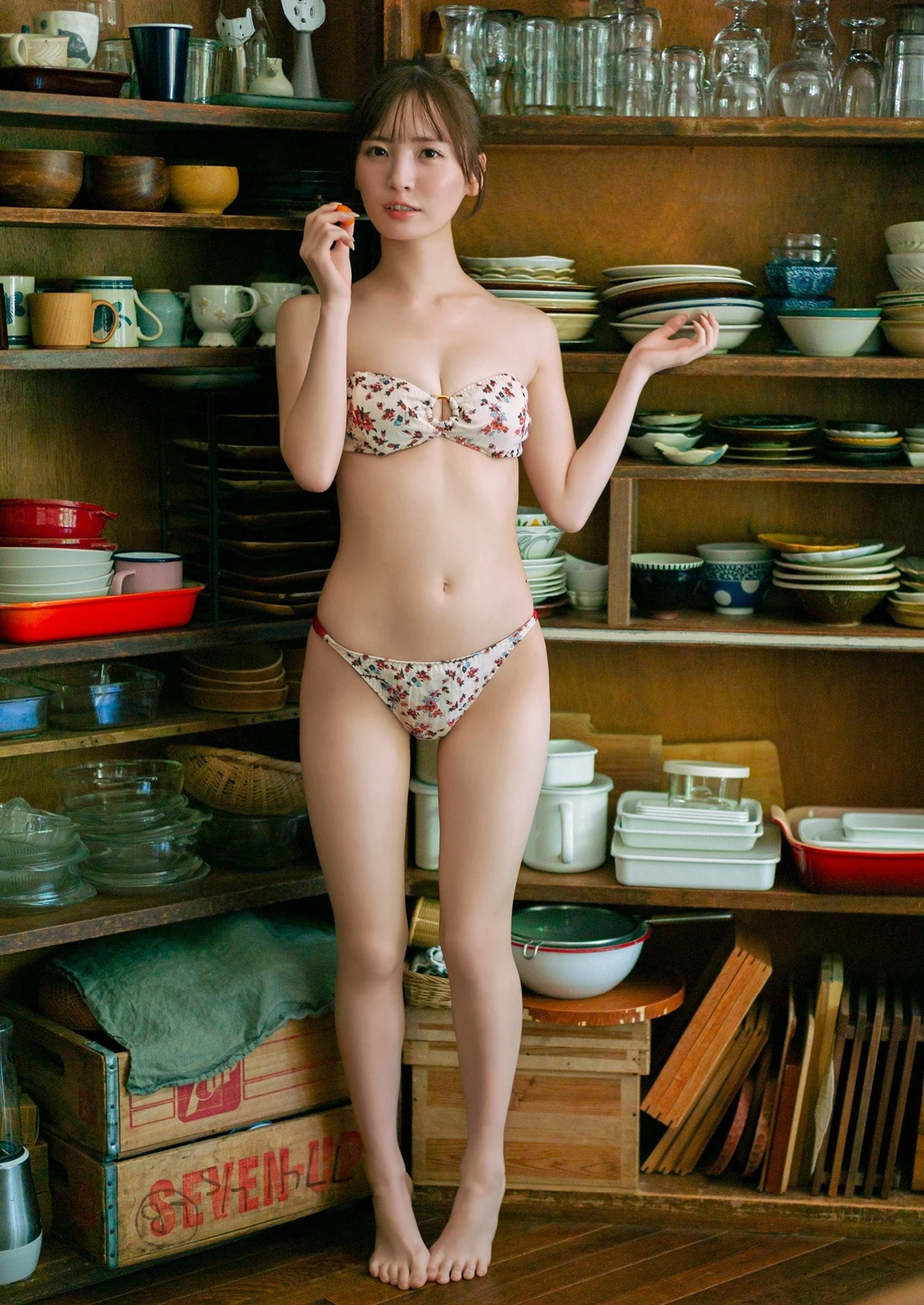 Yura Yura 由良ゆら, デジタル限定 YJ PHOTO BOOK 「“ゆらゆら”しないの……？」 Set.01 - P3