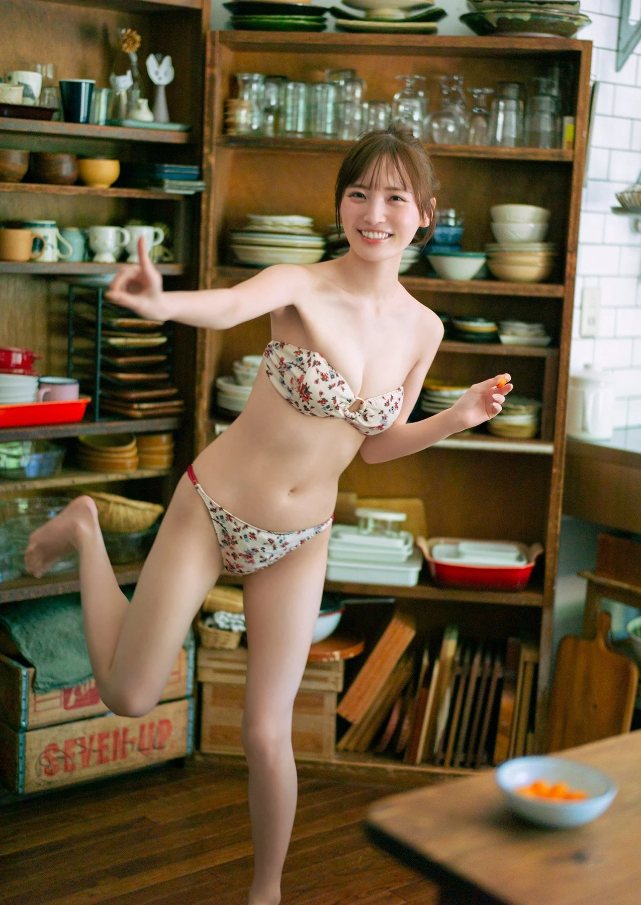 Yura Yura 由良ゆら, デジタル限定 YJ PHOTO BOOK 「“ゆらゆら”しないの……？」 Set.01 - P4