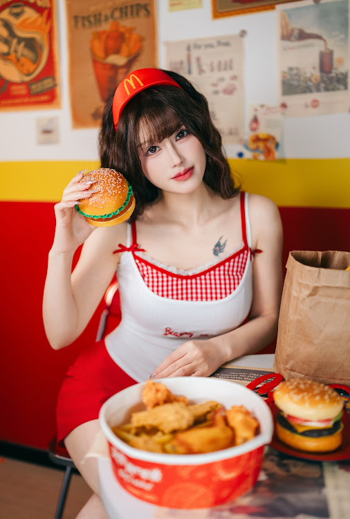 Coser@鹿八岁 – 麦门打工日记