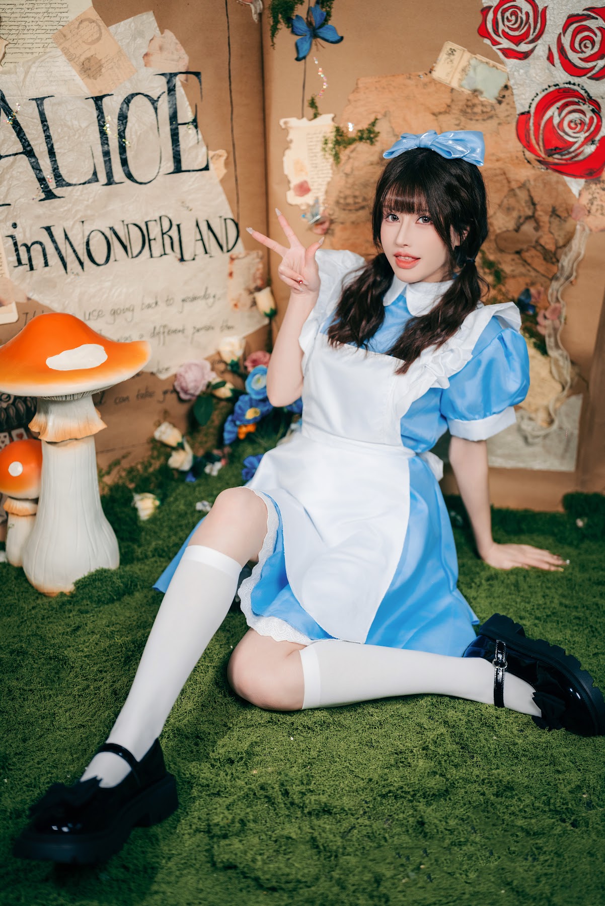 Coser@鹿八岁 – 爱丽丝梦游仙境 - P12