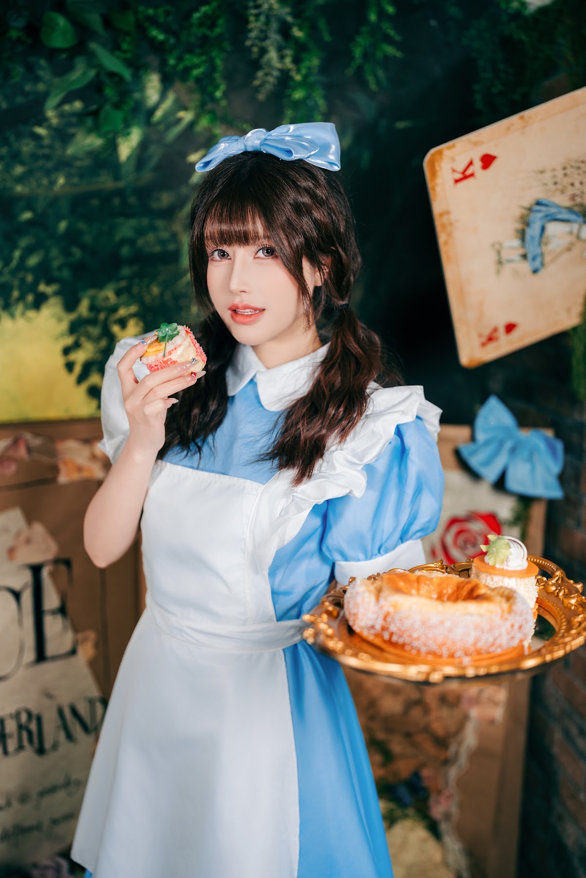 Coser@鹿八岁 – 爱丽丝梦游仙境 - P14