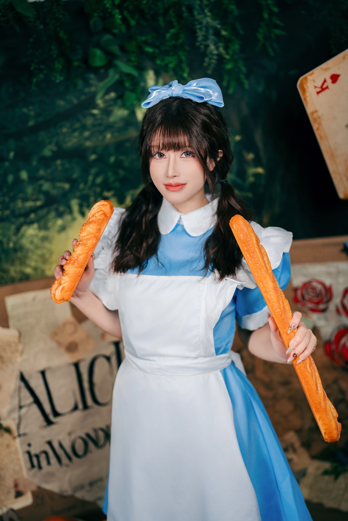 Coser@鹿八岁 – 爱丽丝梦游仙境 - P22