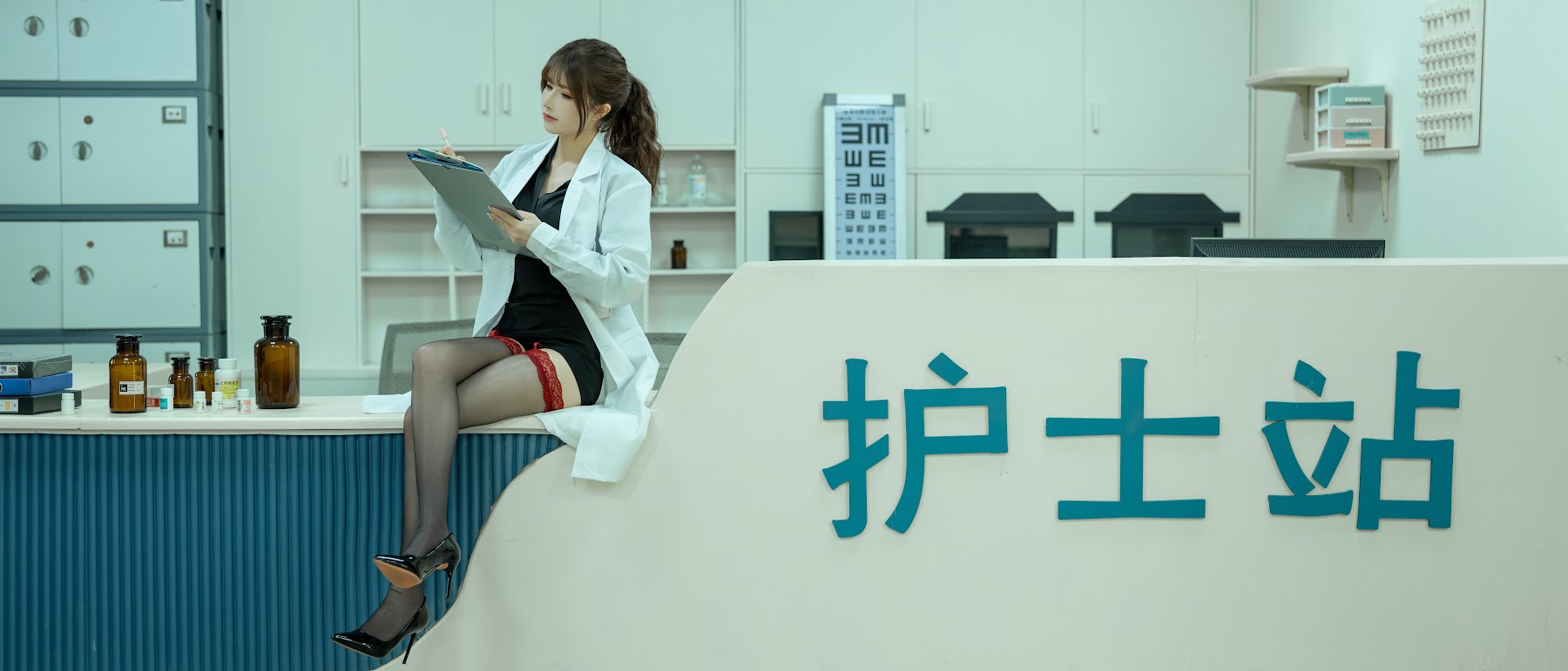 Coser@鹿八岁 – 男科病栋女医师 - P17