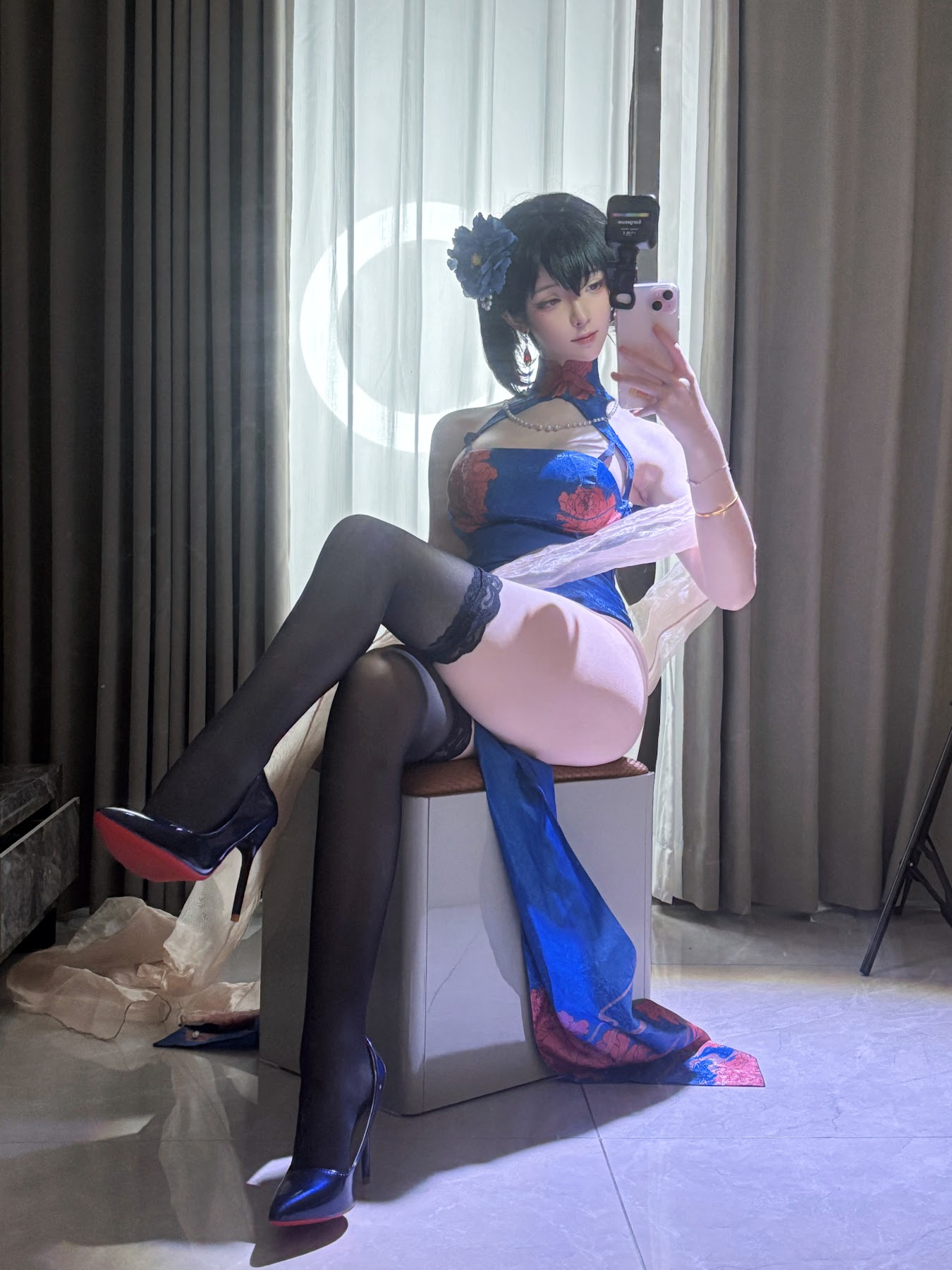 Coser@一小央泽 (yixiaoyangze) – 建武 旗袍 - P47