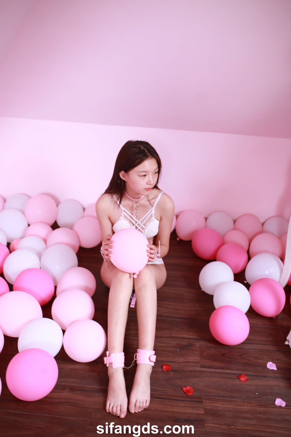 小可爱 – 隔壁班的那个女孩 白嫩清纯校花 全尺度私拍 Set.01 - P5