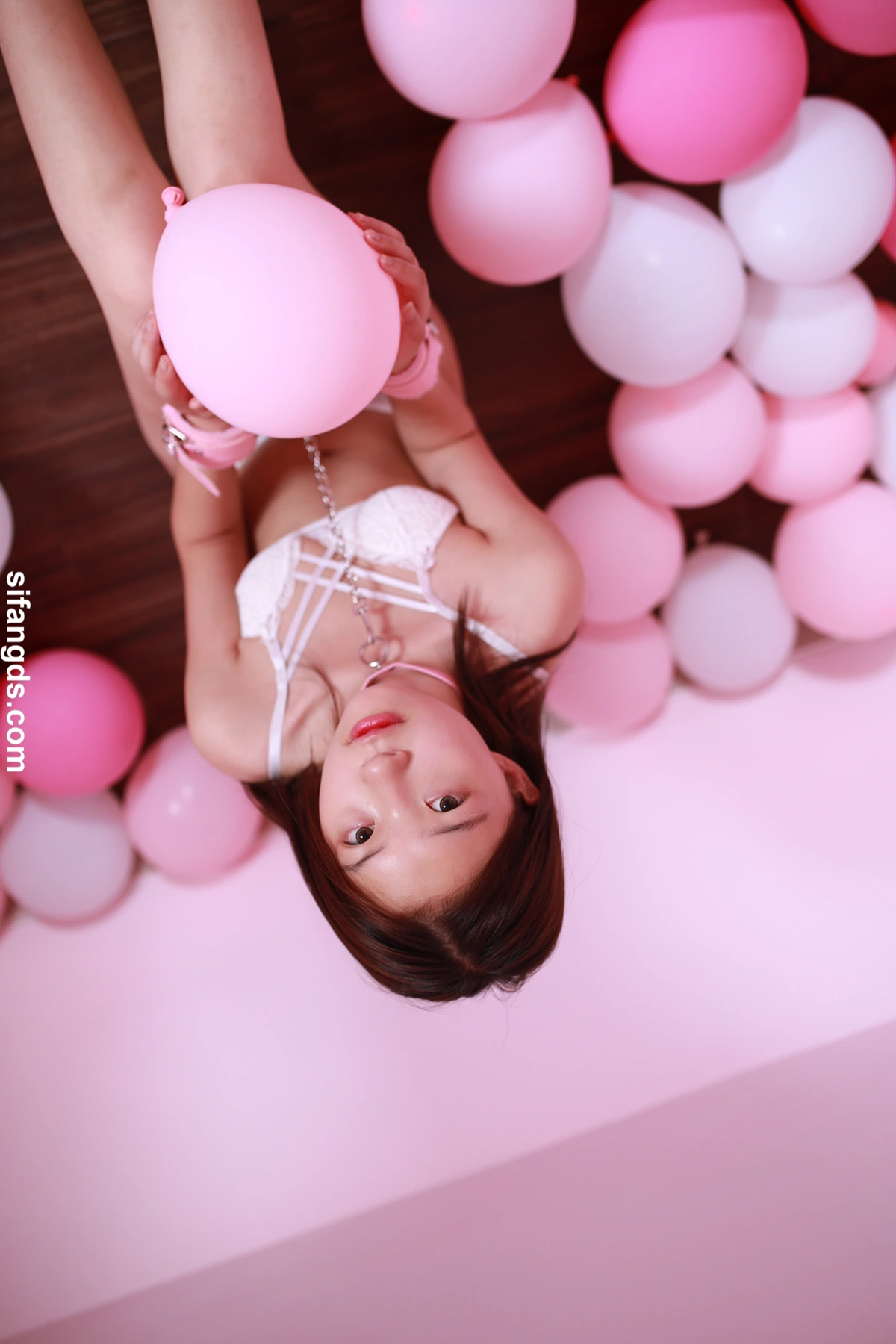小可爱 – 隔壁班的那个女孩 白嫩清纯校花 全尺度私拍 Set.01 - P6