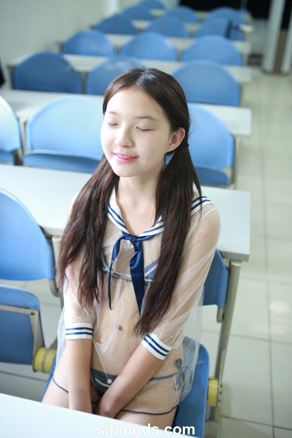 小可爱 – 隔壁班的那个女孩 白嫩清纯校花 全尺度私拍 Set.03 - P51