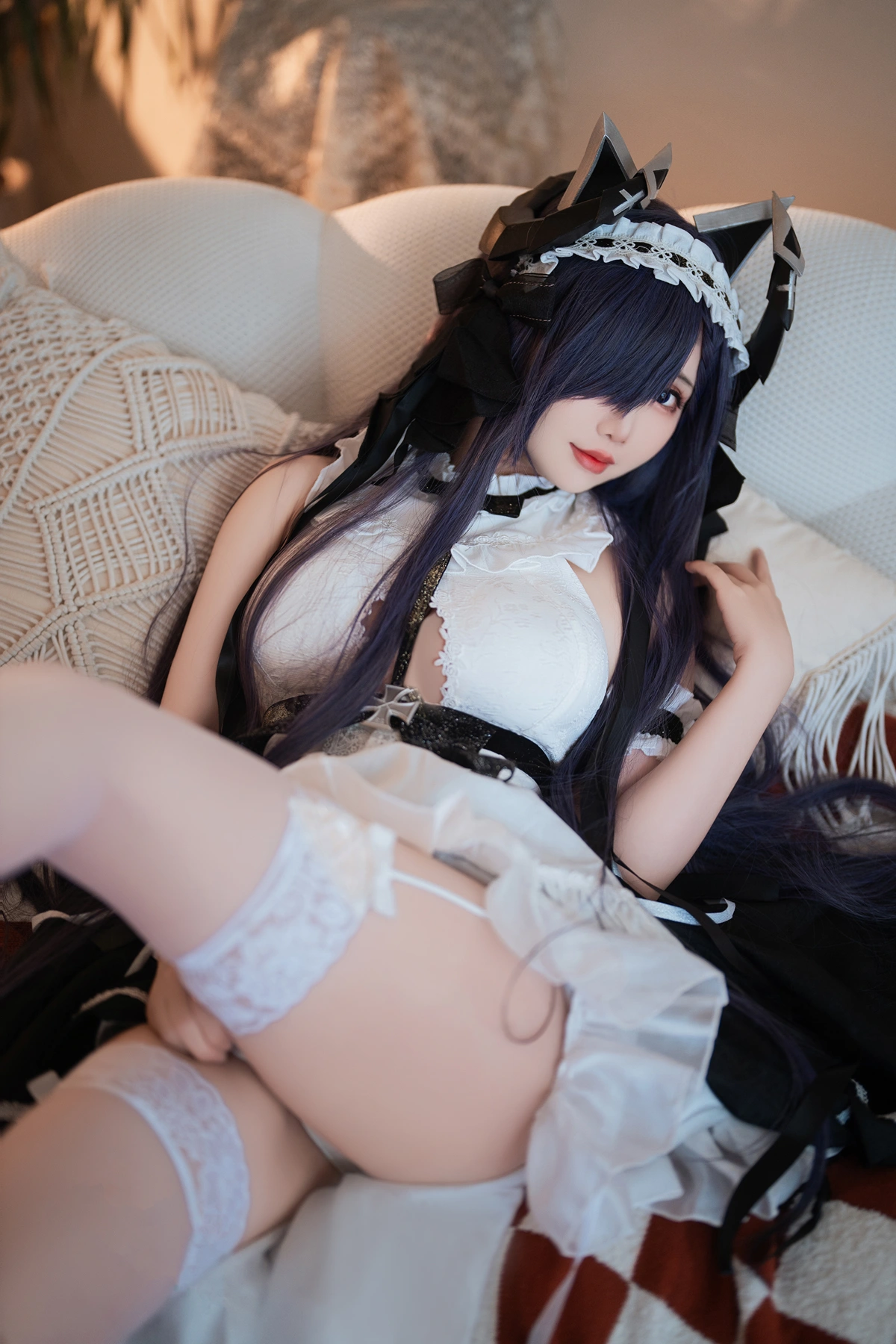 Cosplay 面饼仙儿 – 碧蓝航线 奥古斯特 女仆 – 公主连结Re：Dive 宵滨深月 - P18
