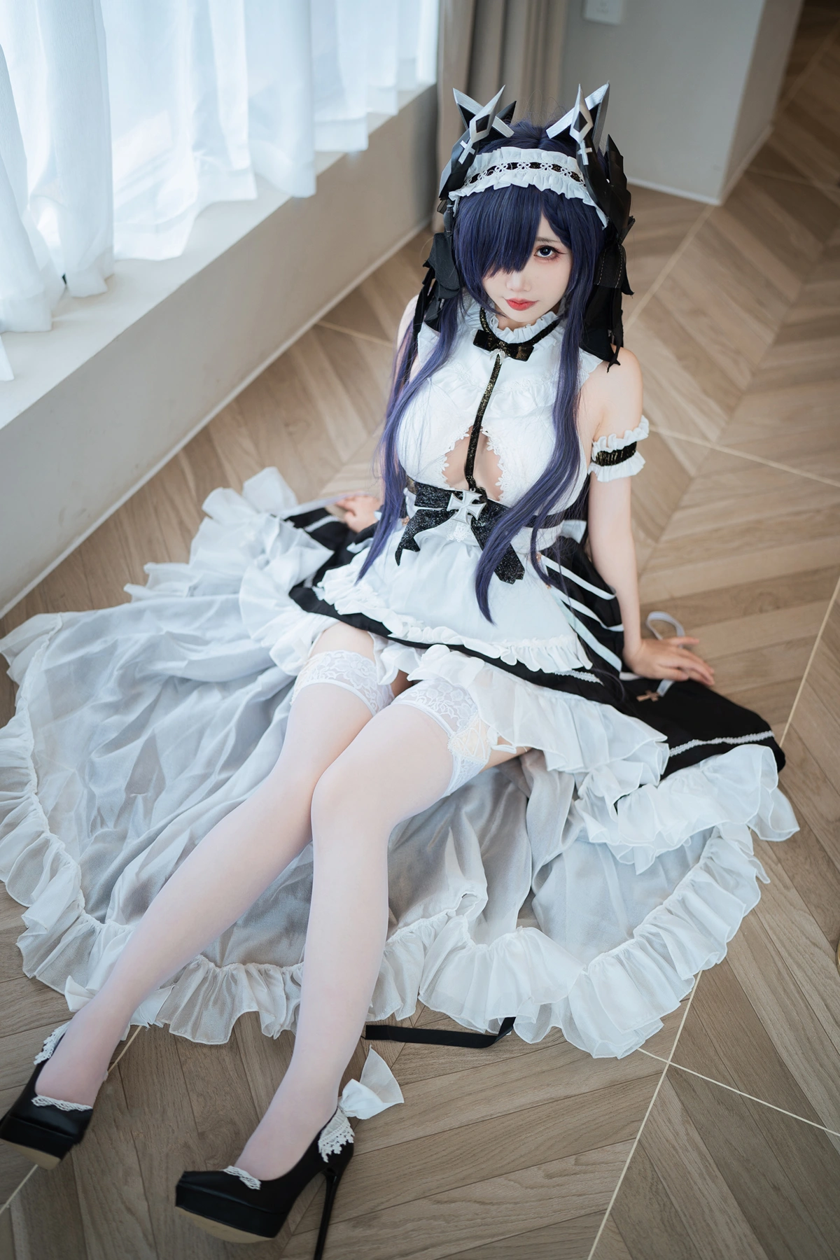 Cosplay 面饼仙儿 – 碧蓝航线 奥古斯特 女仆 – 公主连结Re：Dive 宵滨深月 - P23