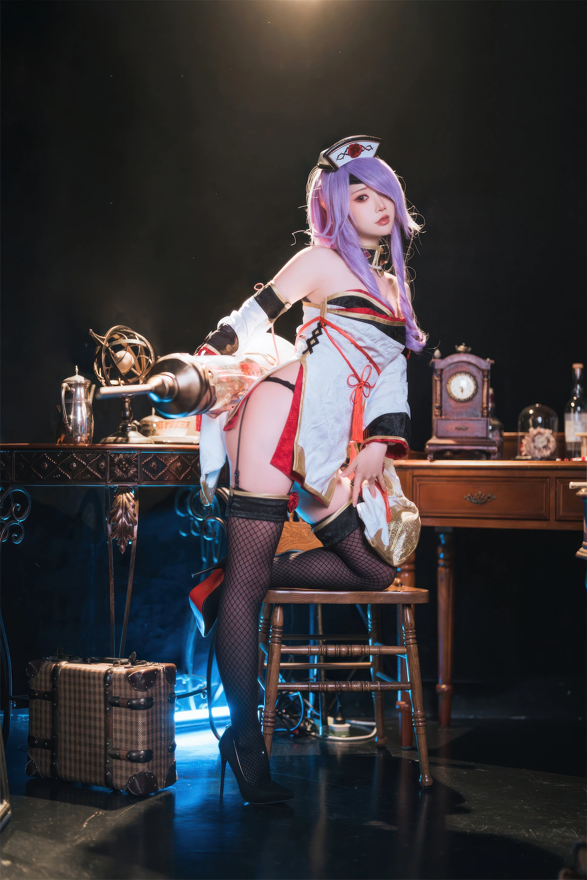 Cosplay 面饼仙儿 – 碧蓝航线 奥古斯特 女仆 – 公主连结Re：Dive 宵滨深月 - P44