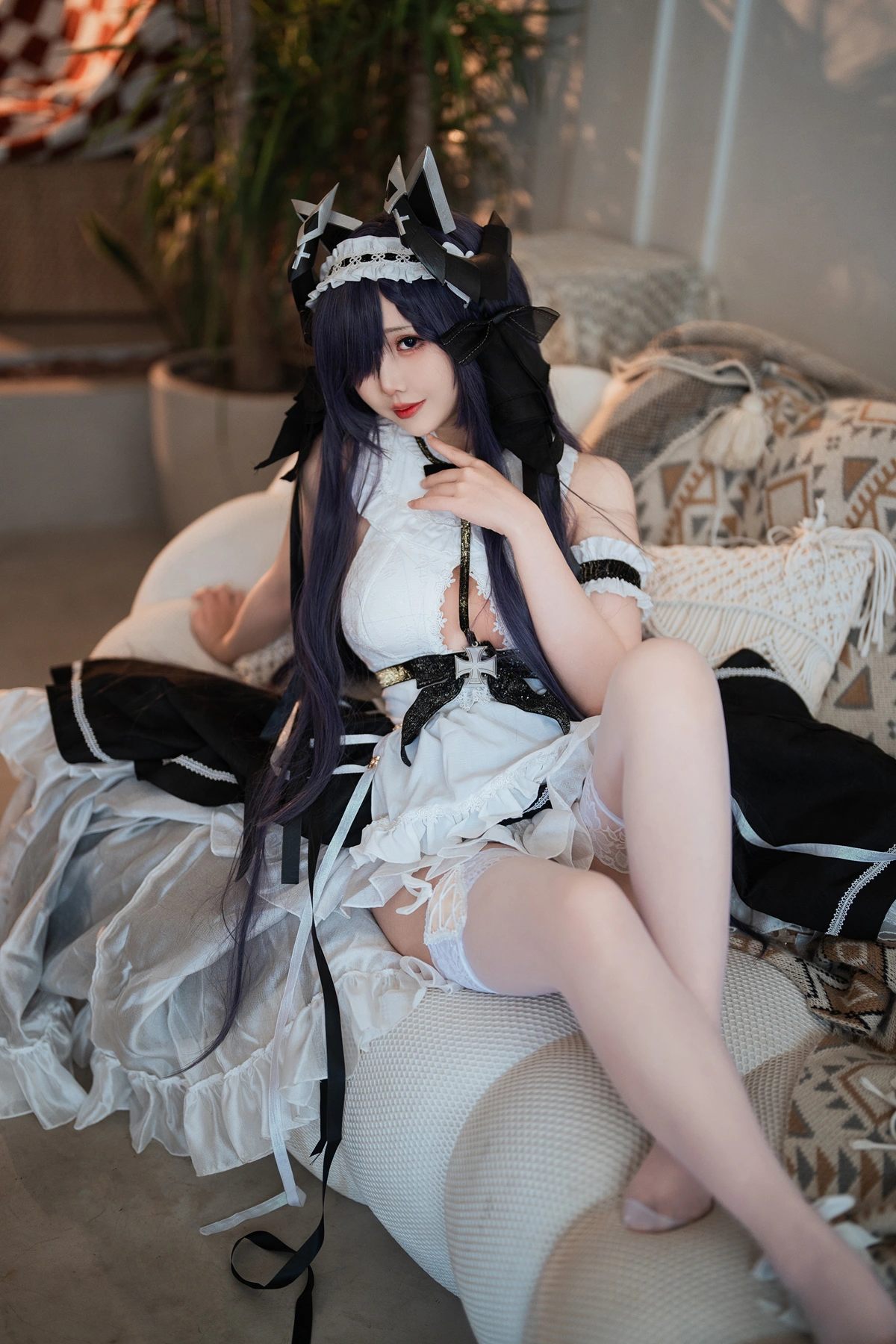 Cosplay 面饼仙儿 – 碧蓝航线 奥古斯特 女仆 – 公主连结Re：Dive 宵滨深月 - P4