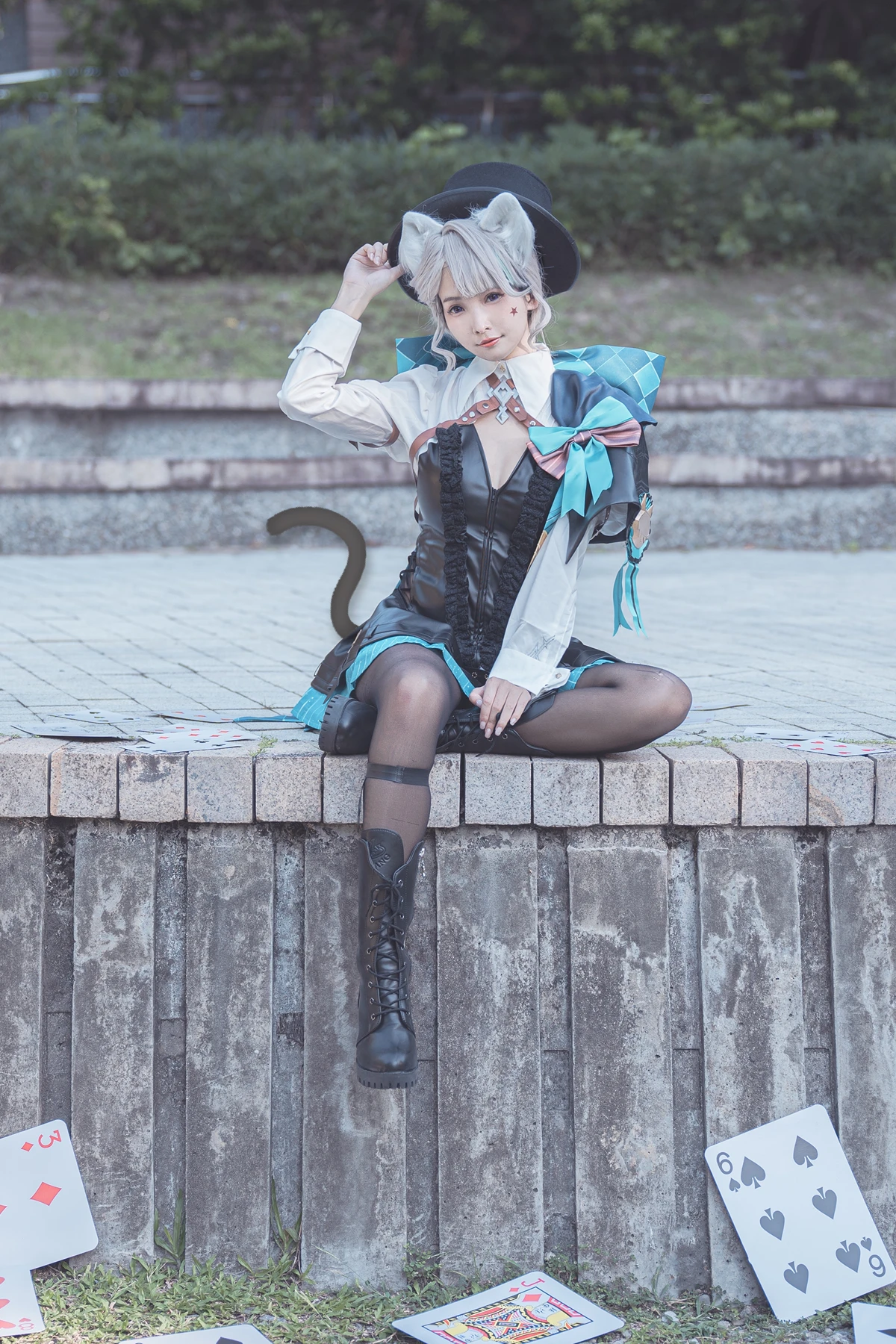 Cosplay 慕慕Momo – 聖女狩宴 御神子朱雀-傲嬌御姐全裸淫乳爆破！ - P13