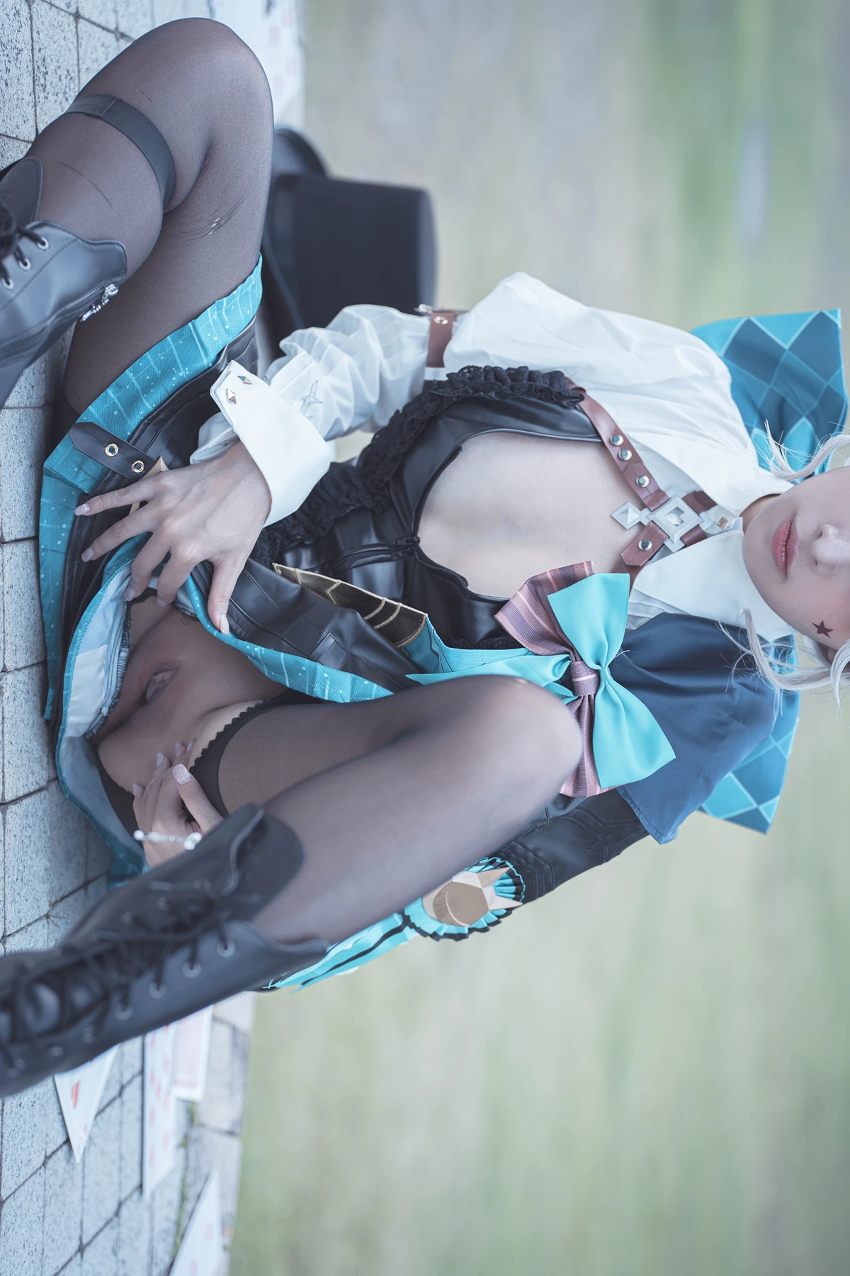 Cosplay 慕慕Momo – 聖女狩宴 御神子朱雀-傲嬌御姐全裸淫乳爆破！ - P25