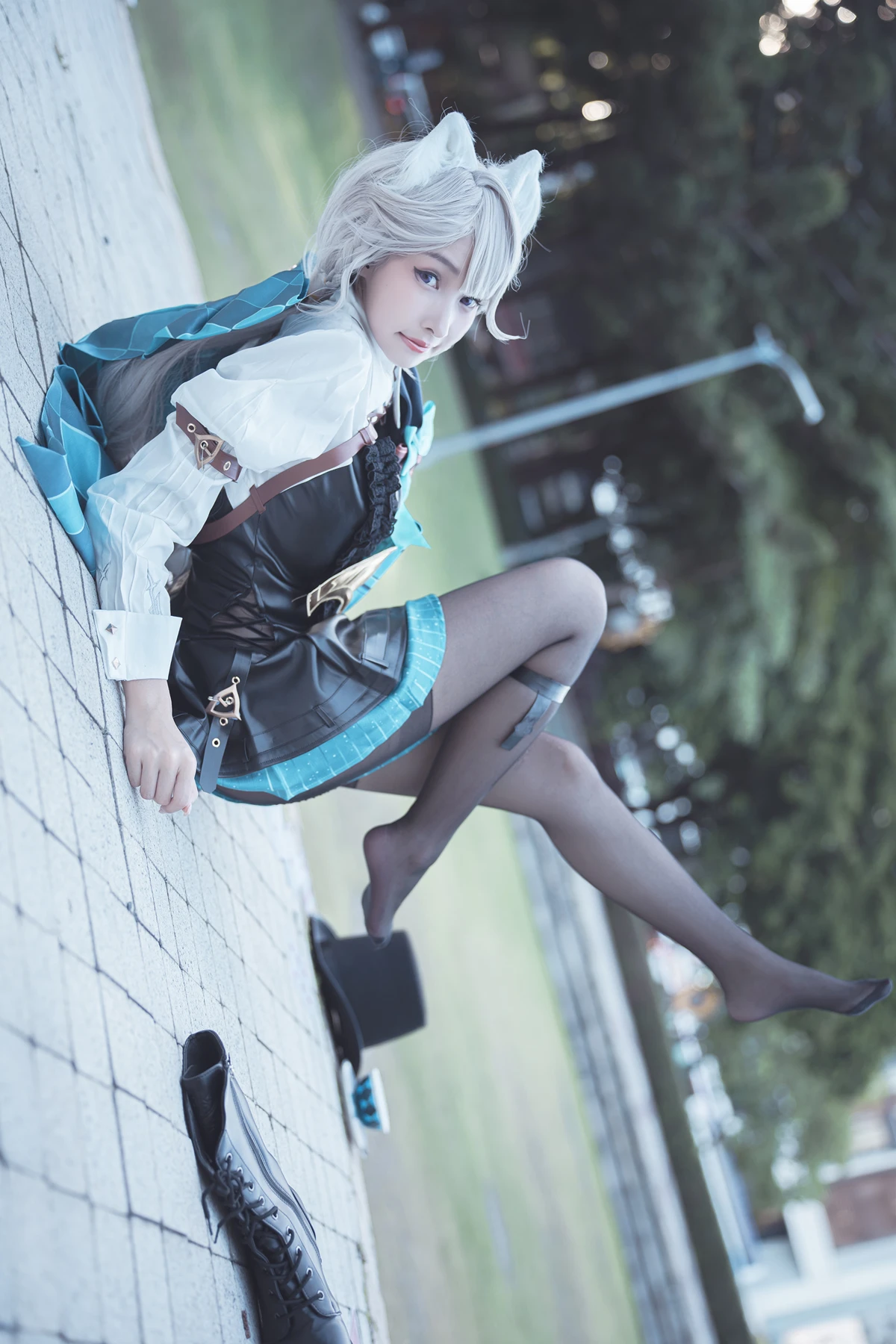 Cosplay 慕慕Momo – 聖女狩宴 御神子朱雀-傲嬌御姐全裸淫乳爆破！ - P32