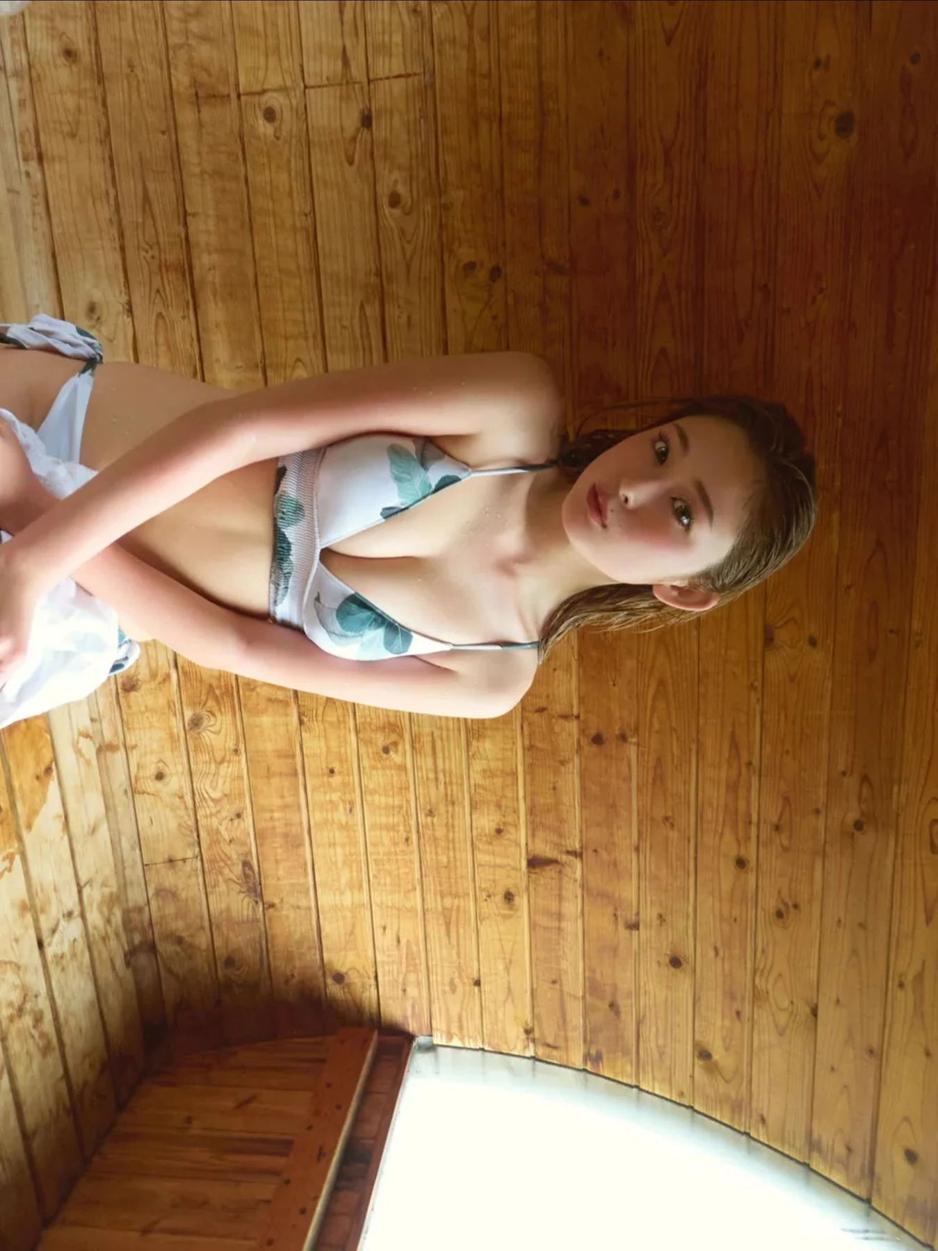 Yuuchami ゆうちゃみ, 2nd写真集 「ちゃみSummer オール未公開」 Set.04 - P29