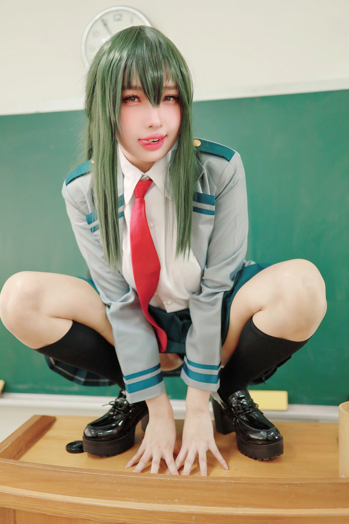 Cosplay 慕慕Momo – 剎那 Setsuna + 蛙吹梅雨 學生服 Asui Tsuyu - P5