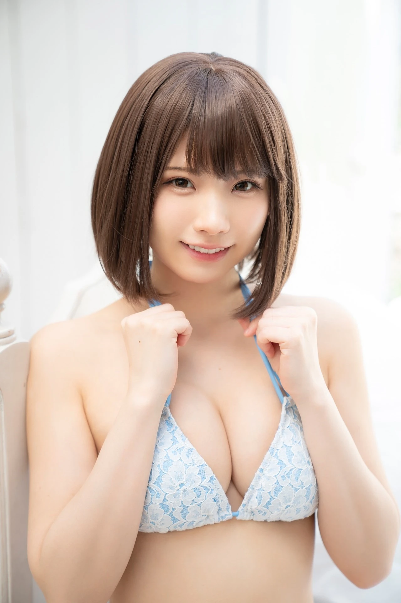Enako えなこ, 月チャンデジグラ 「極彩色の乙女が目指した風景」 Set.02 - P19