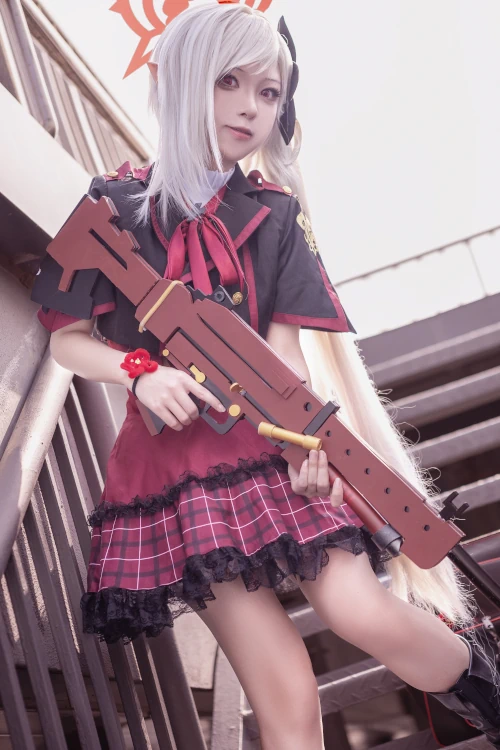 Cosplay 矢量鱼 – 睦