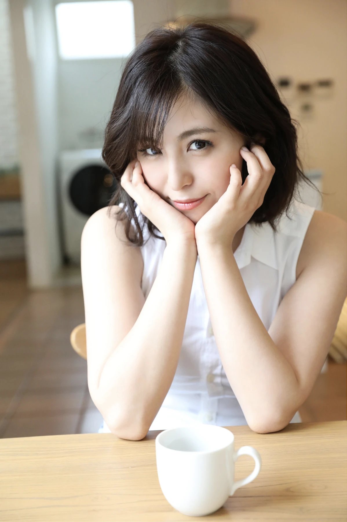 Iroha Yanagi 柳いろは, 写真集 「人妻のイ・ロ・ハ」 - P15
