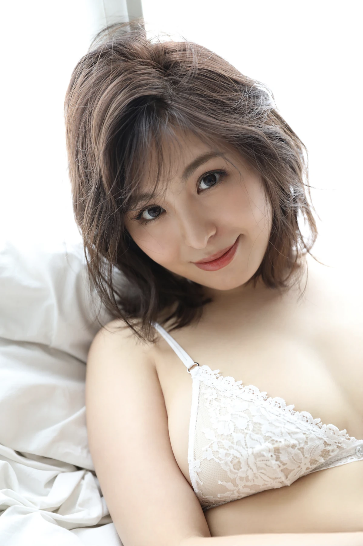 Iroha Yanagi 柳いろは, 写真集 「人妻のイ・ロ・ハ」 - P37