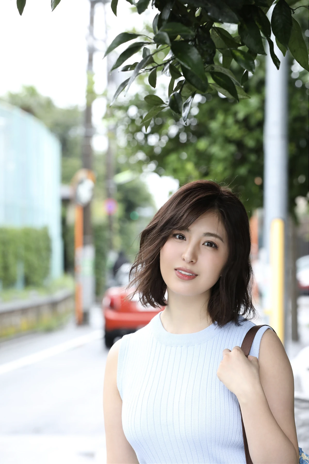 Iroha Yanagi 柳いろは, 写真集 「人妻のイ・ロ・ハ」 - P3