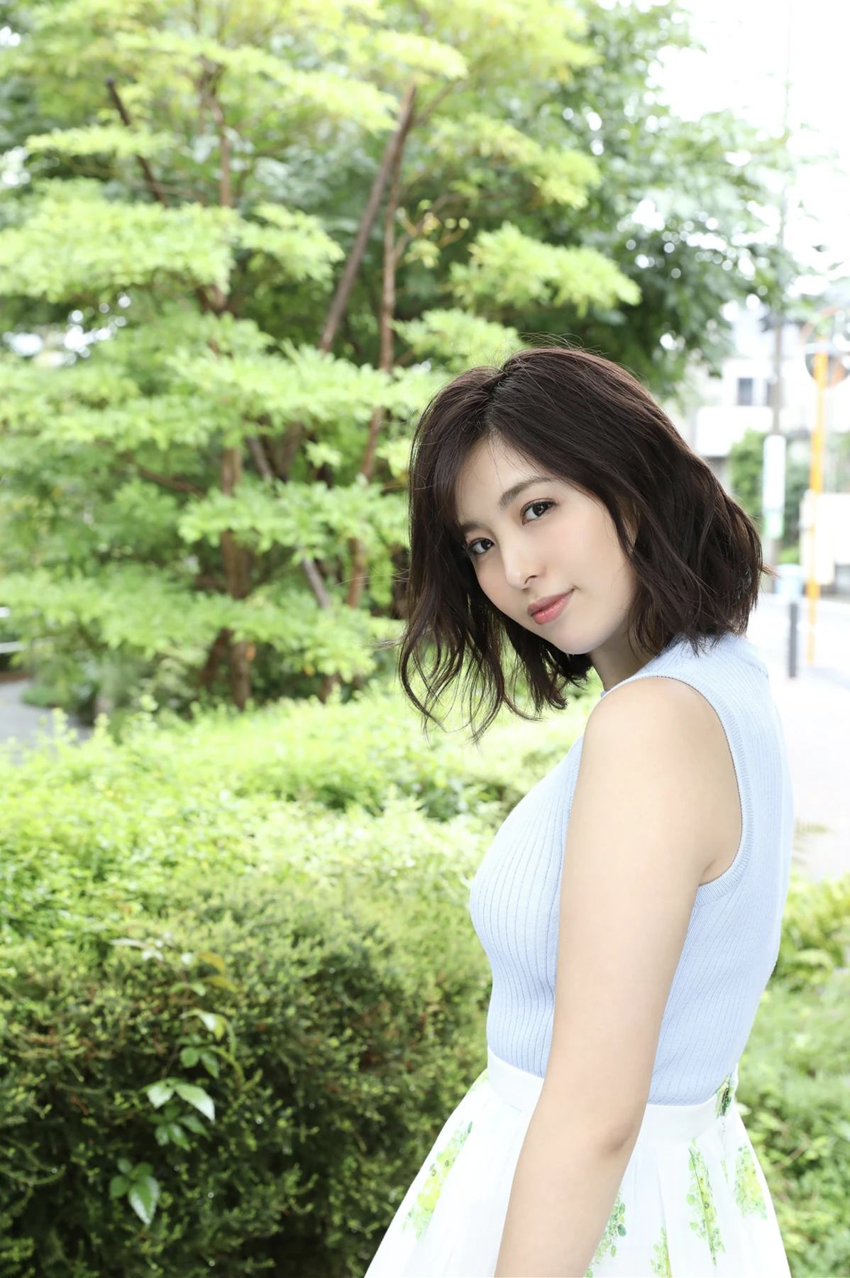 Iroha Yanagi 柳いろは, 写真集 「人妻のイ・ロ・ハ」 - P4