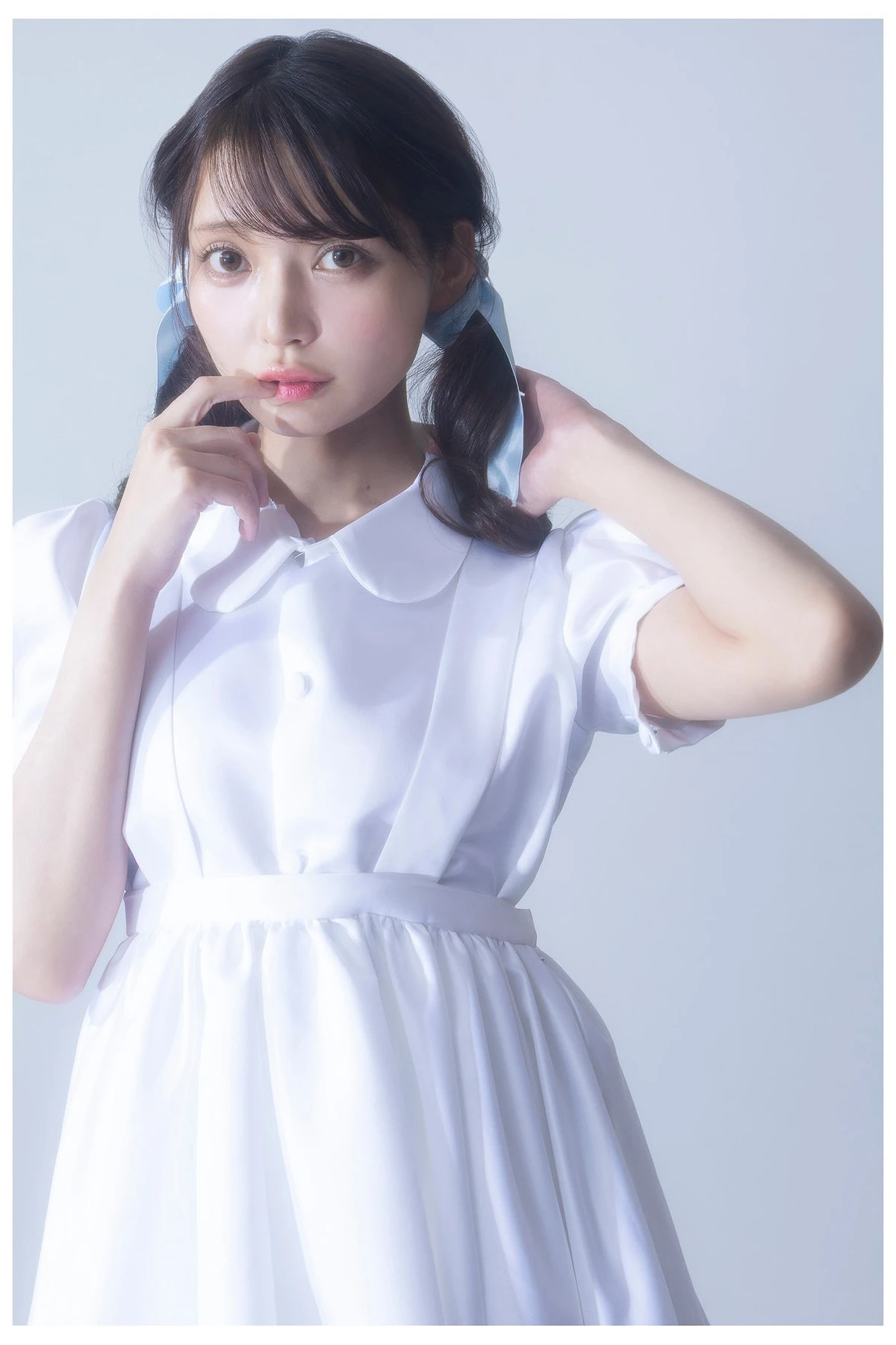 Sayaka Nitori 似鳥沙也加, 週プレ Photo Book 「好き好き好きずっと好き。」 Set.01 - P20