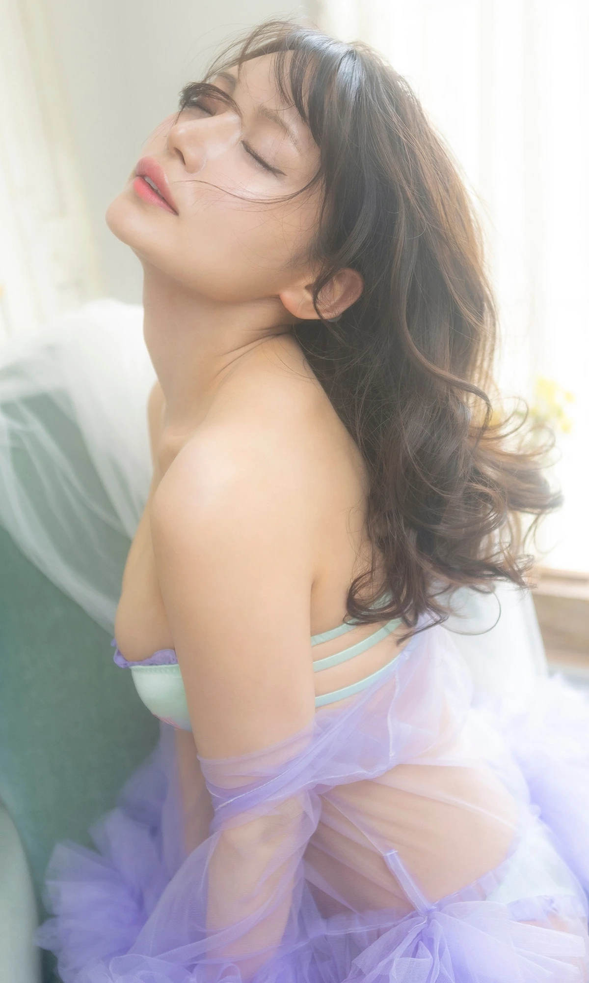 Sayaka Nitori 似鳥沙也加, 週プレ Photo Book 「好き好き好きずっと好き。」 Set.01 - P23