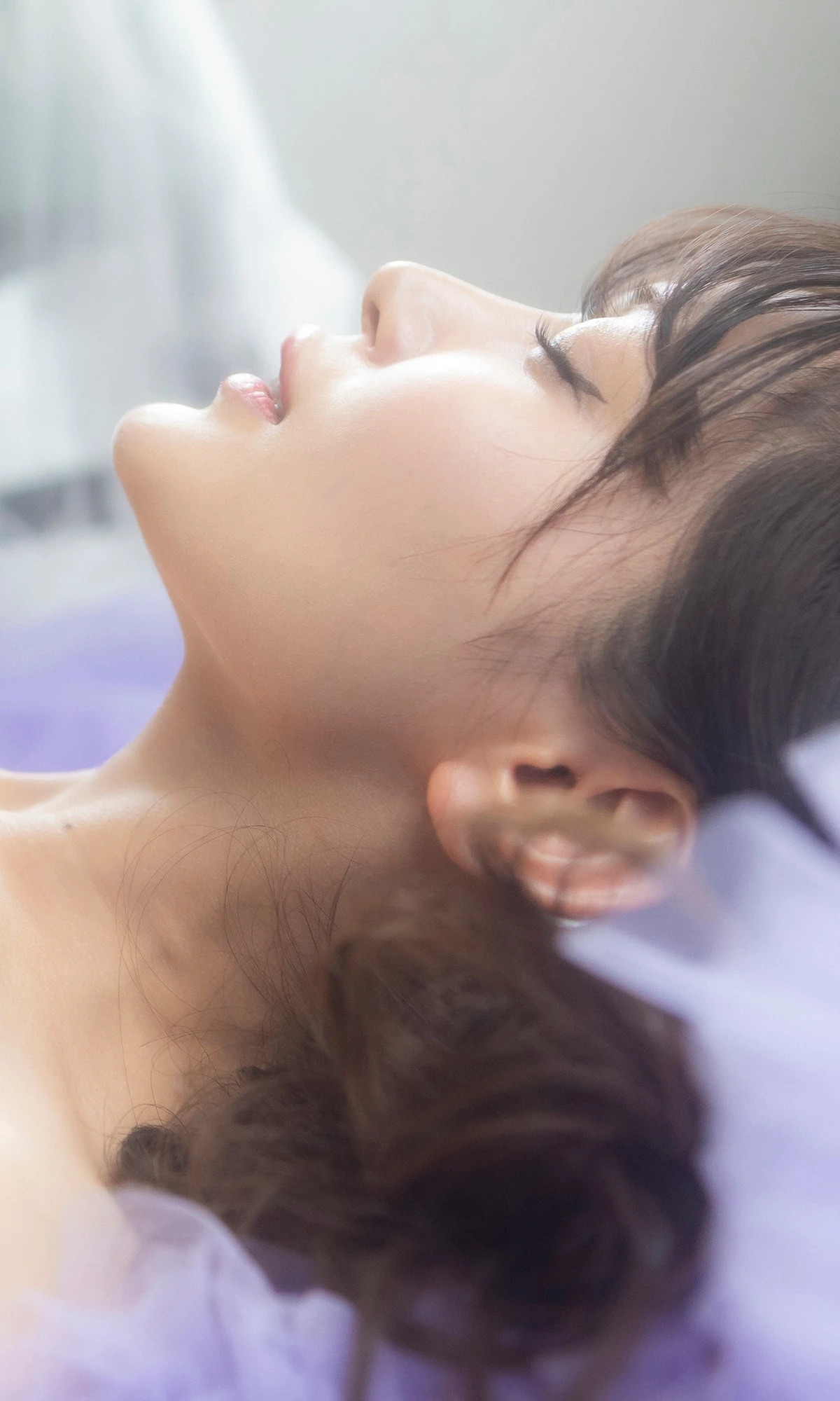 Sayaka Nitori 似鳥沙也加, 週プレ Photo Book 「好き好き好きずっと好き。」 Set.01 - P34