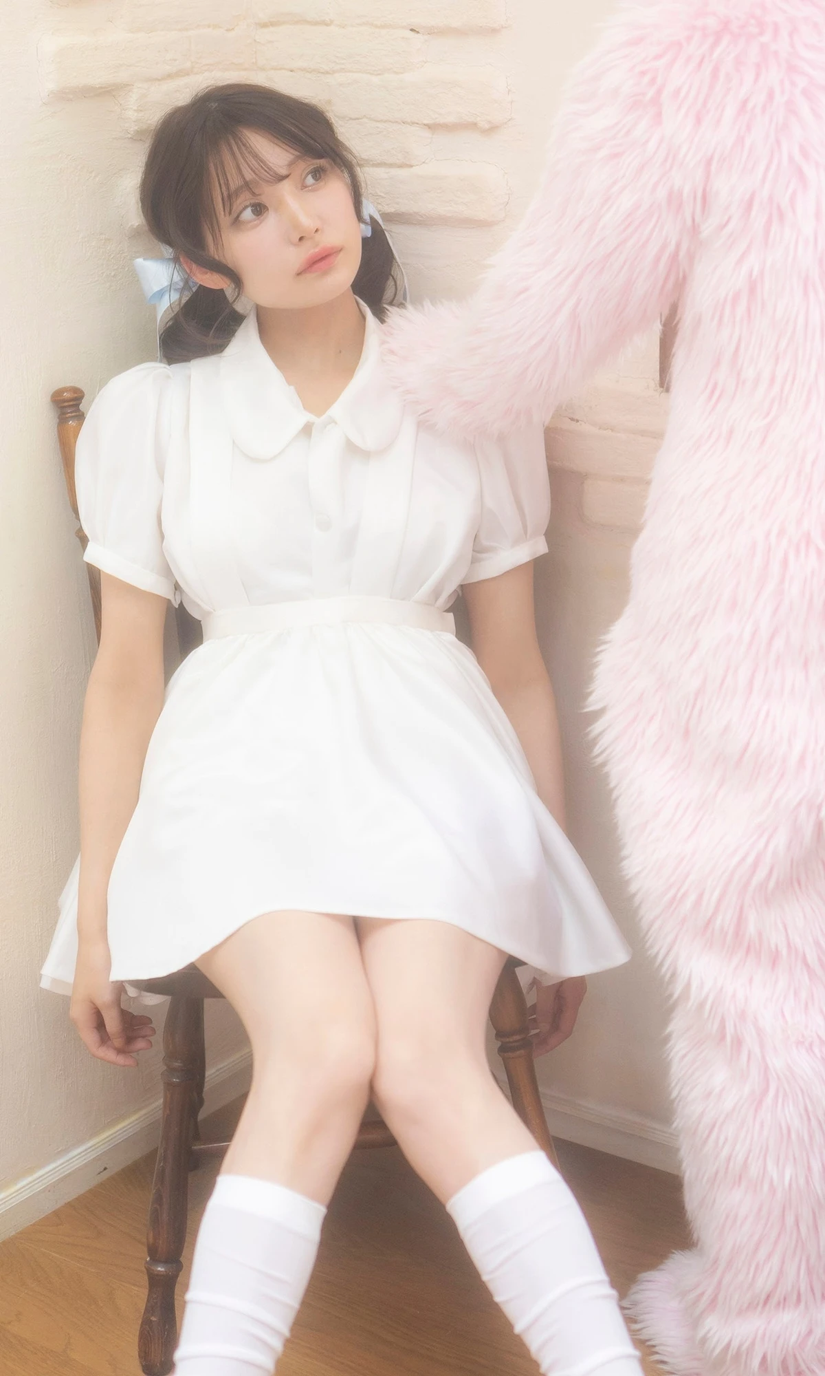 Sayaka Nitori 似鳥沙也加, 週プレ Photo Book 「好き好き好きずっと好き。」 Set.01 - P7