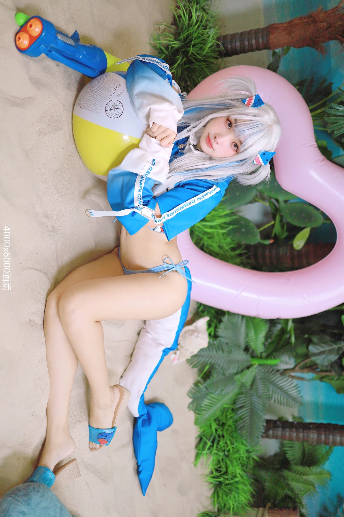 Cosplay 慕慕Momo – 鲨鱼制服 Gura - P15