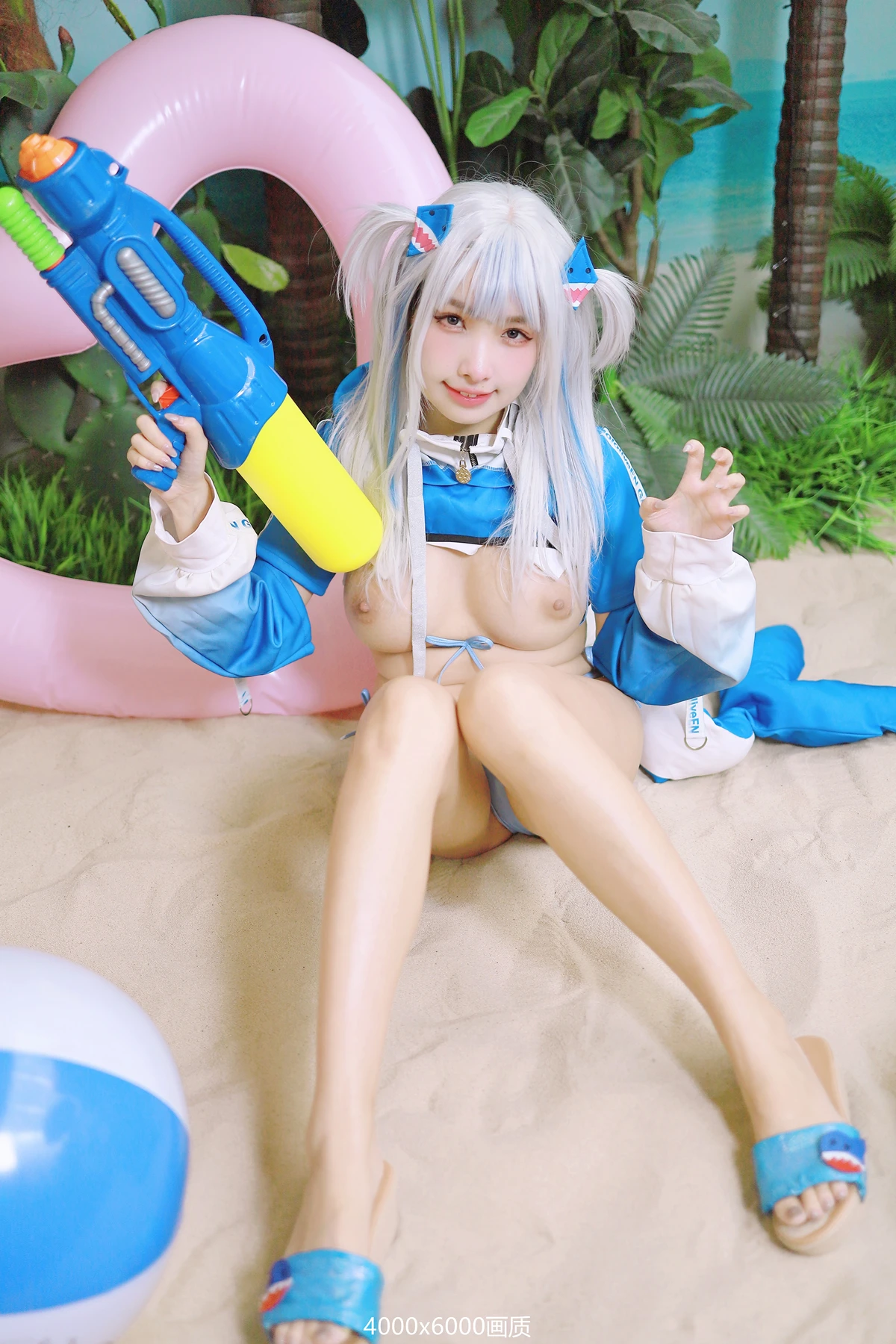 Cosplay 慕慕Momo – 鲨鱼制服 Gura - P16