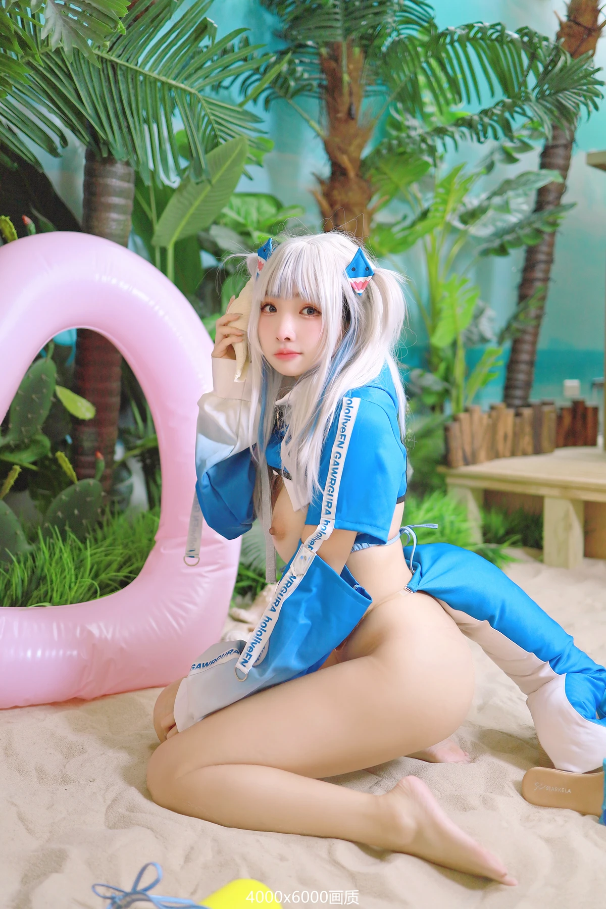 Cosplay 慕慕Momo – 鲨鱼制服 Gura - P22
