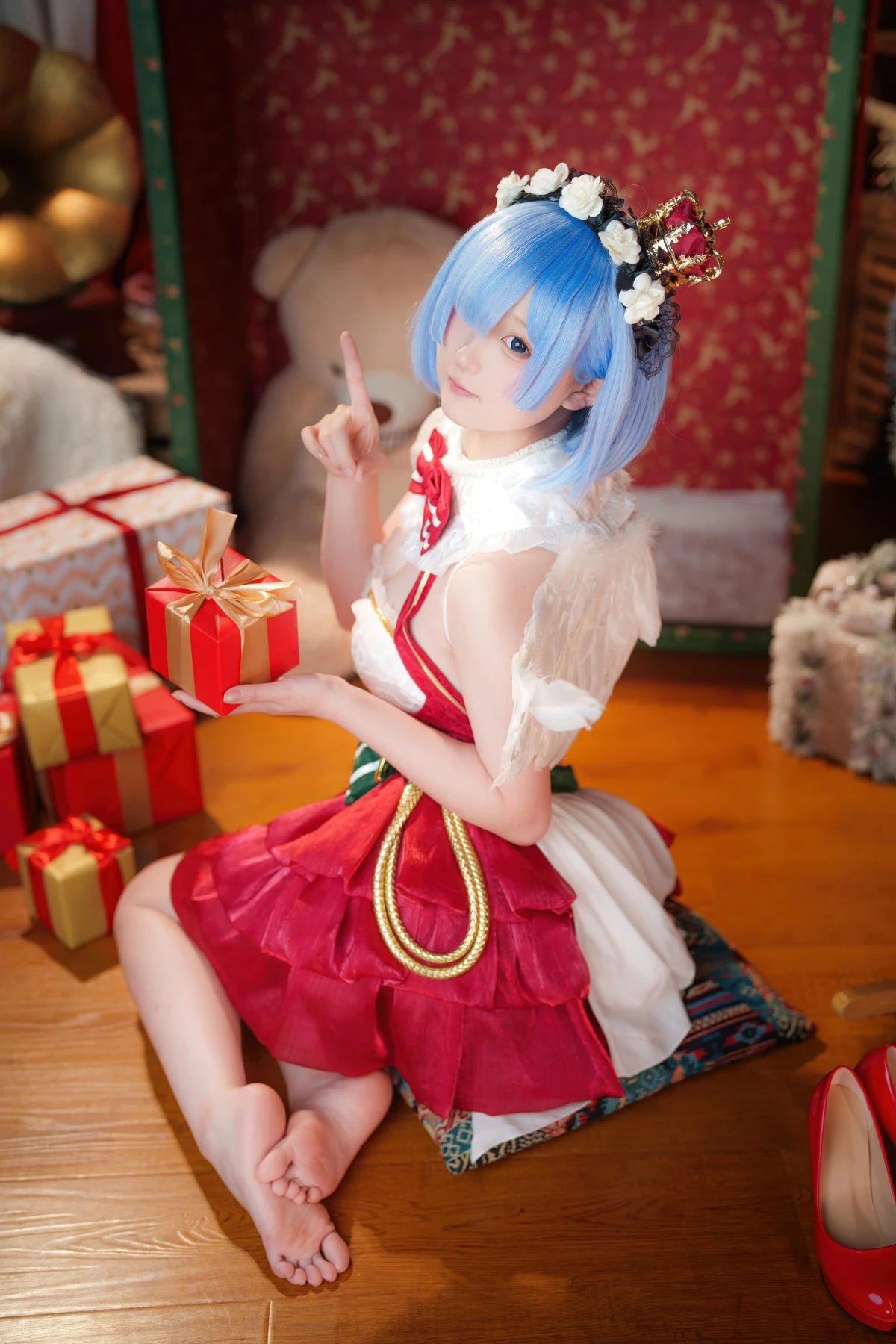 Cosplay Seele麦麦 – 蕾姆 圣诞物语 - P14