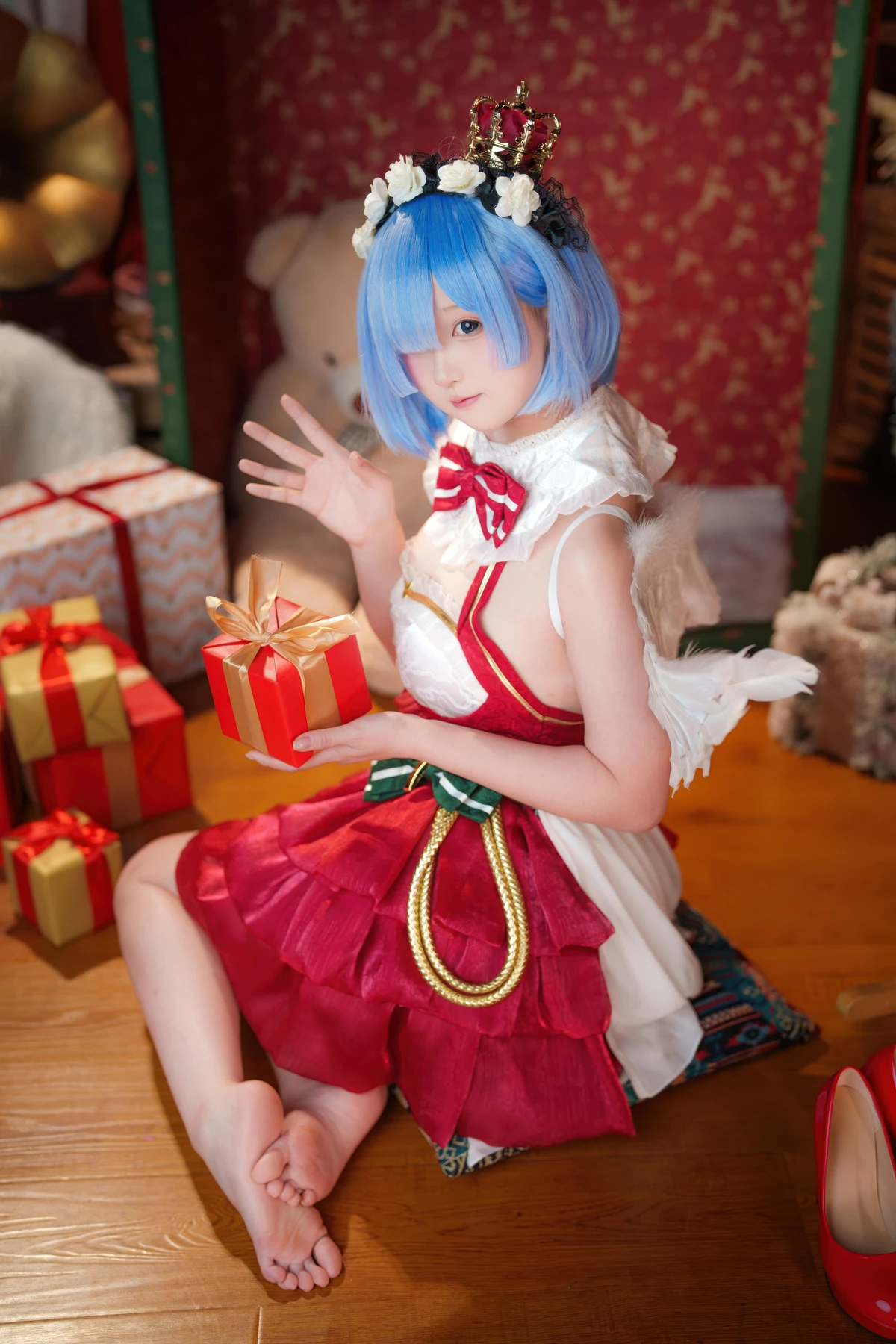 Cosplay Seele麦麦 – 蕾姆 圣诞物语 - P15